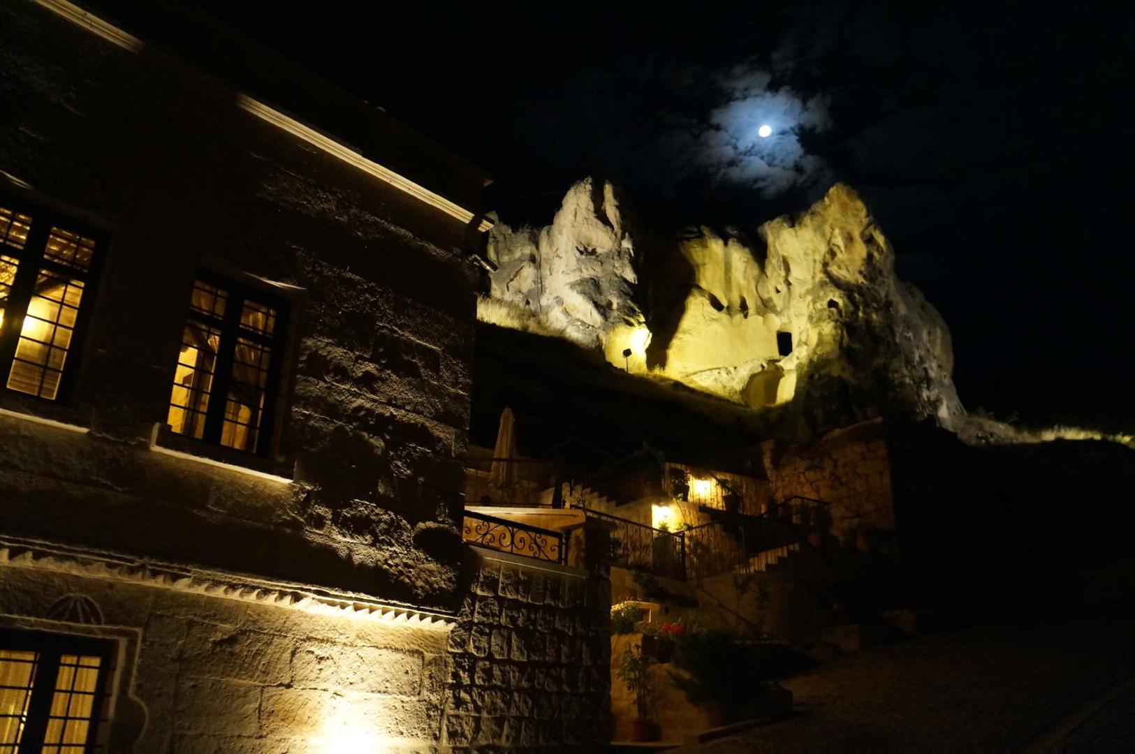 Kayakapi Premium Caves