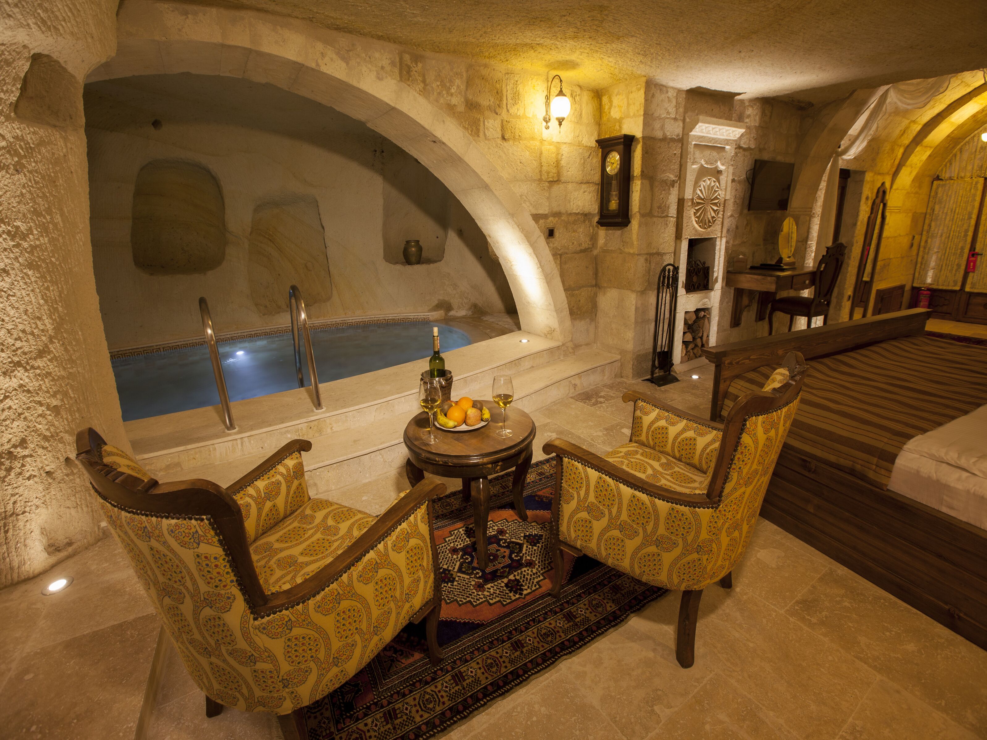 Kayakapi Premium Caves