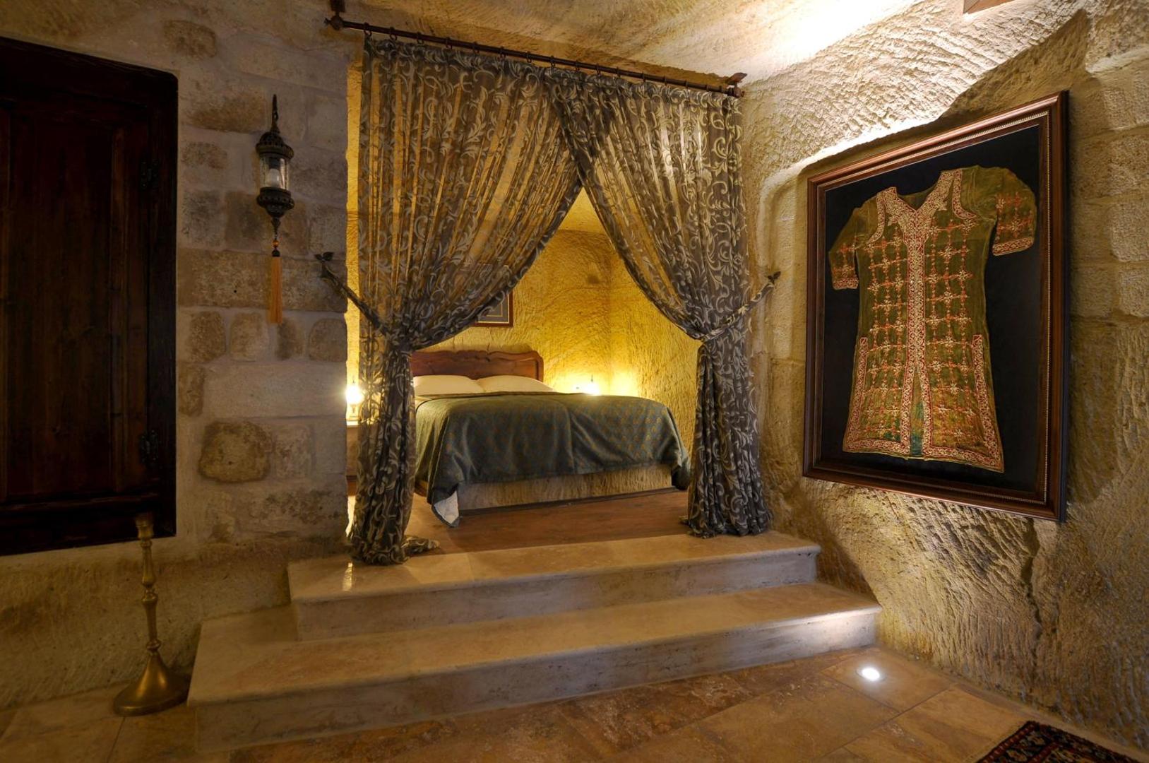 Kayakapi Premium Caves