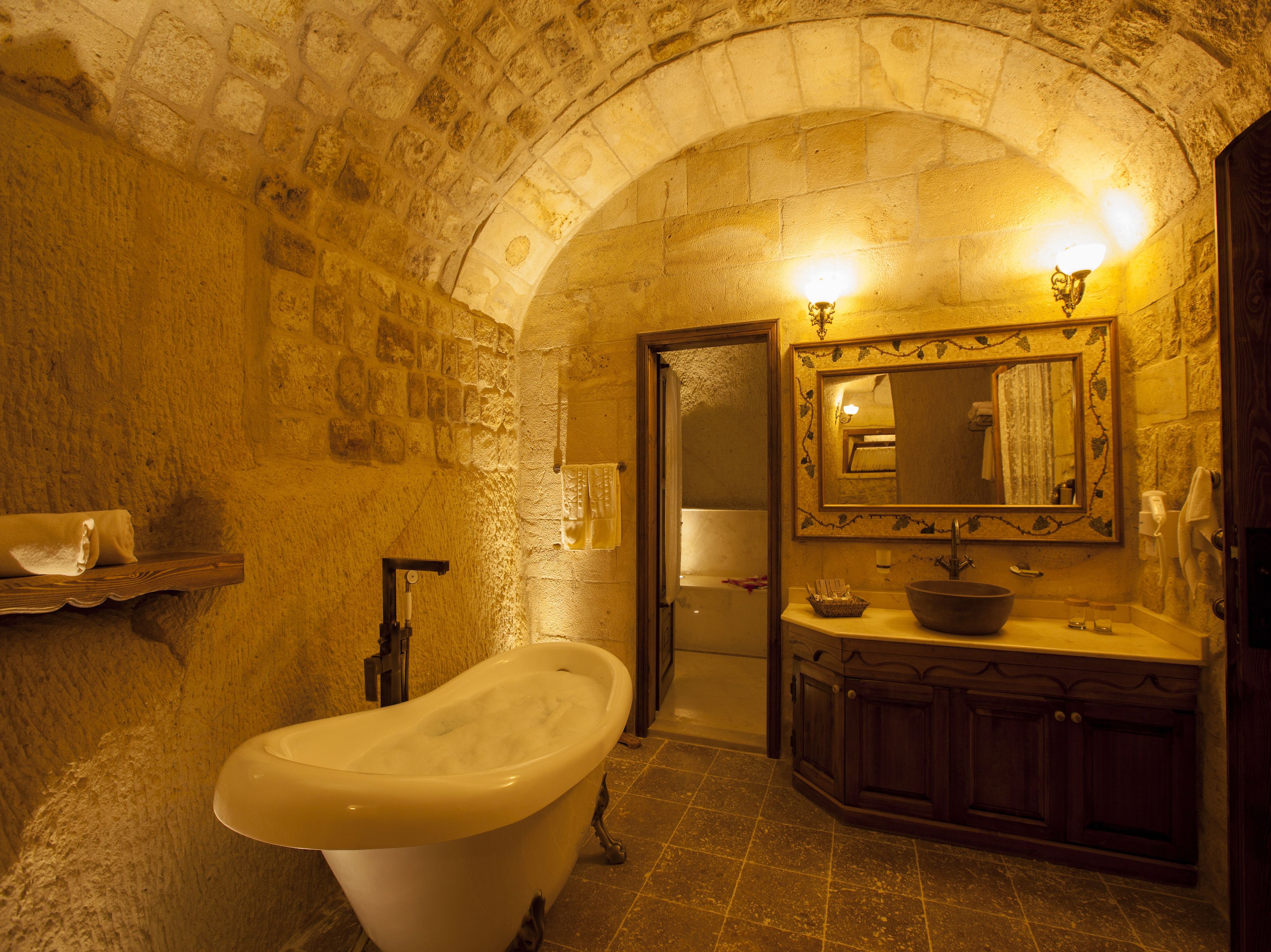 Kayakapi Premium Caves