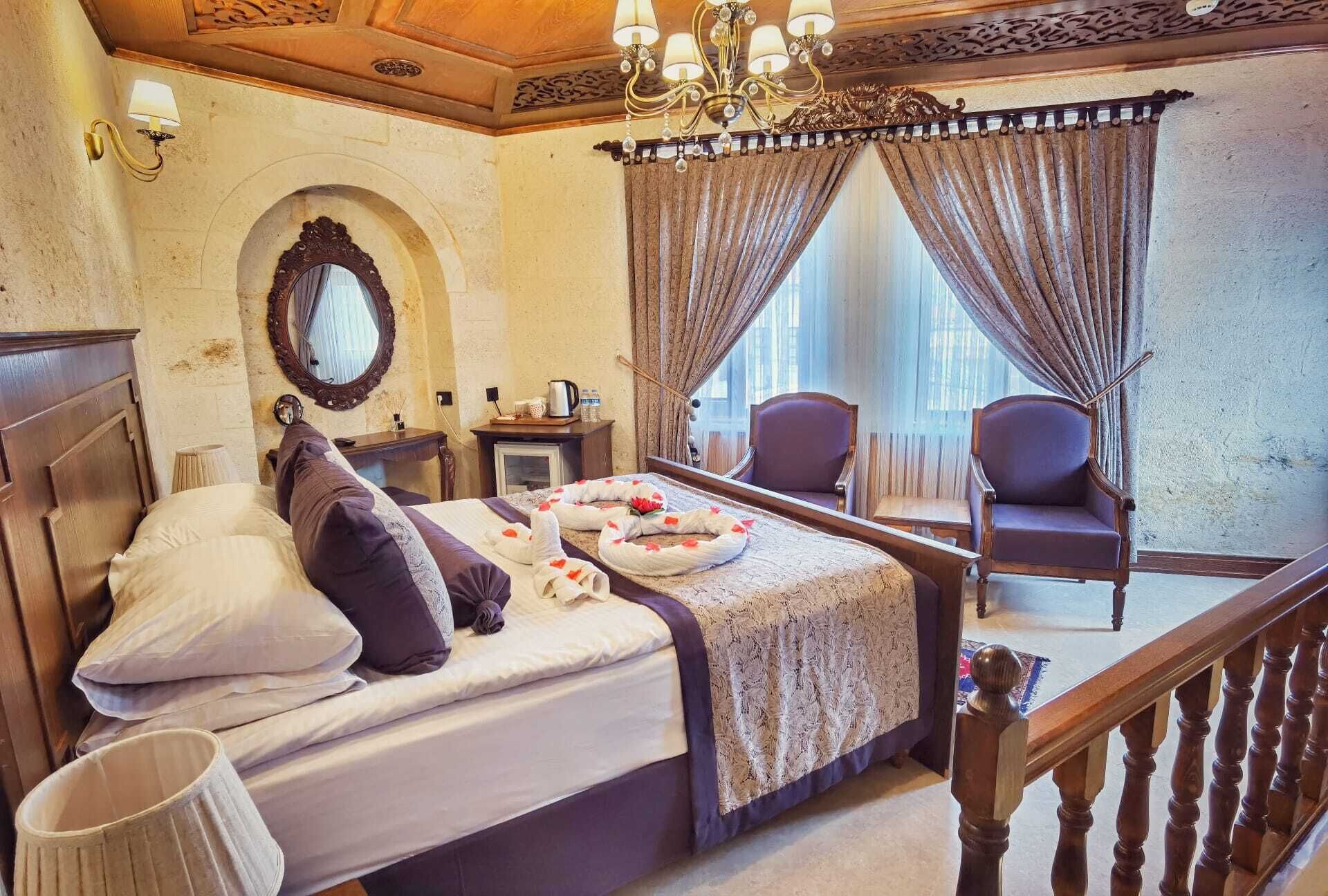La Perla Cave Hotel