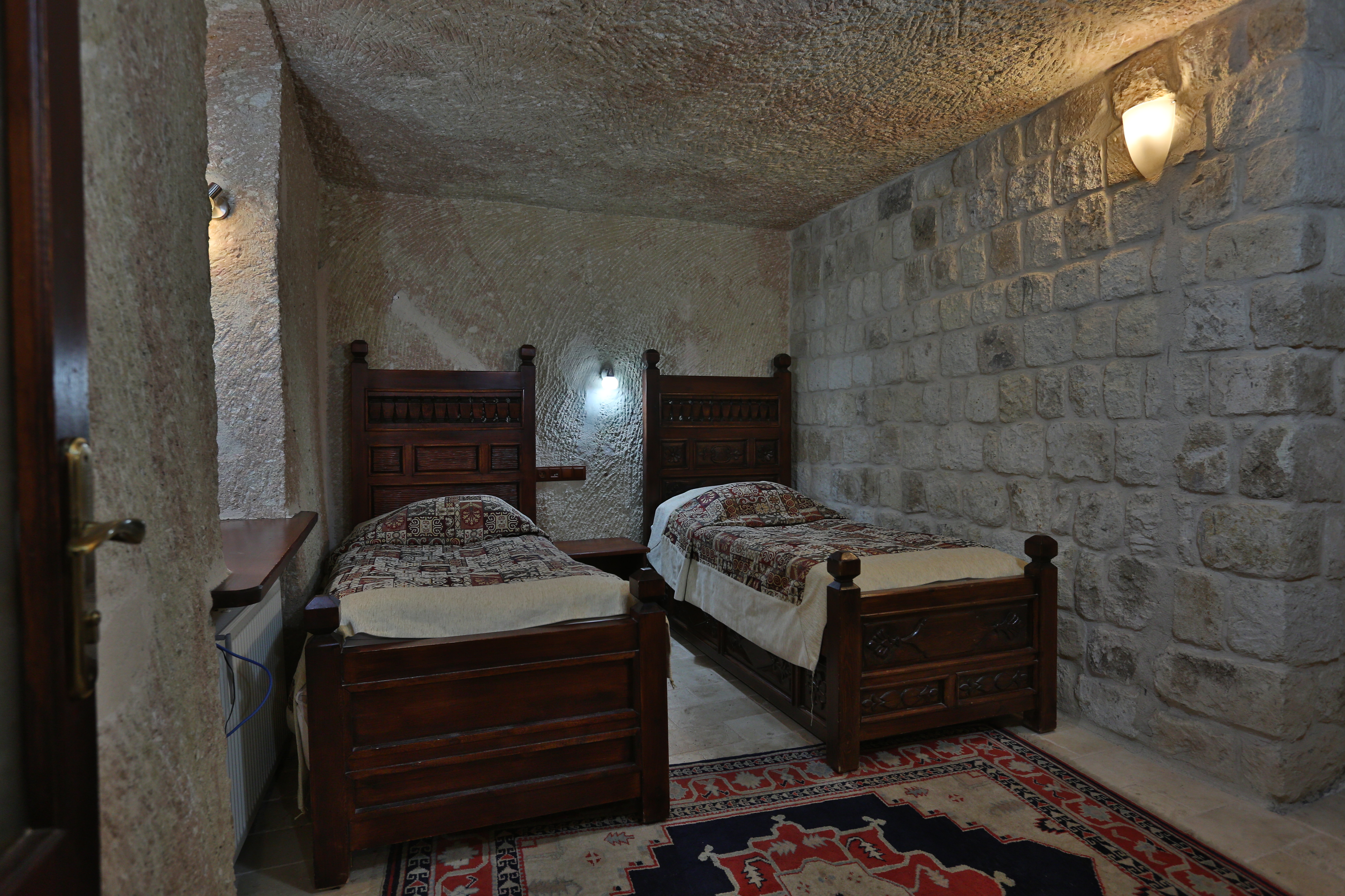 MDC Cave Hotel