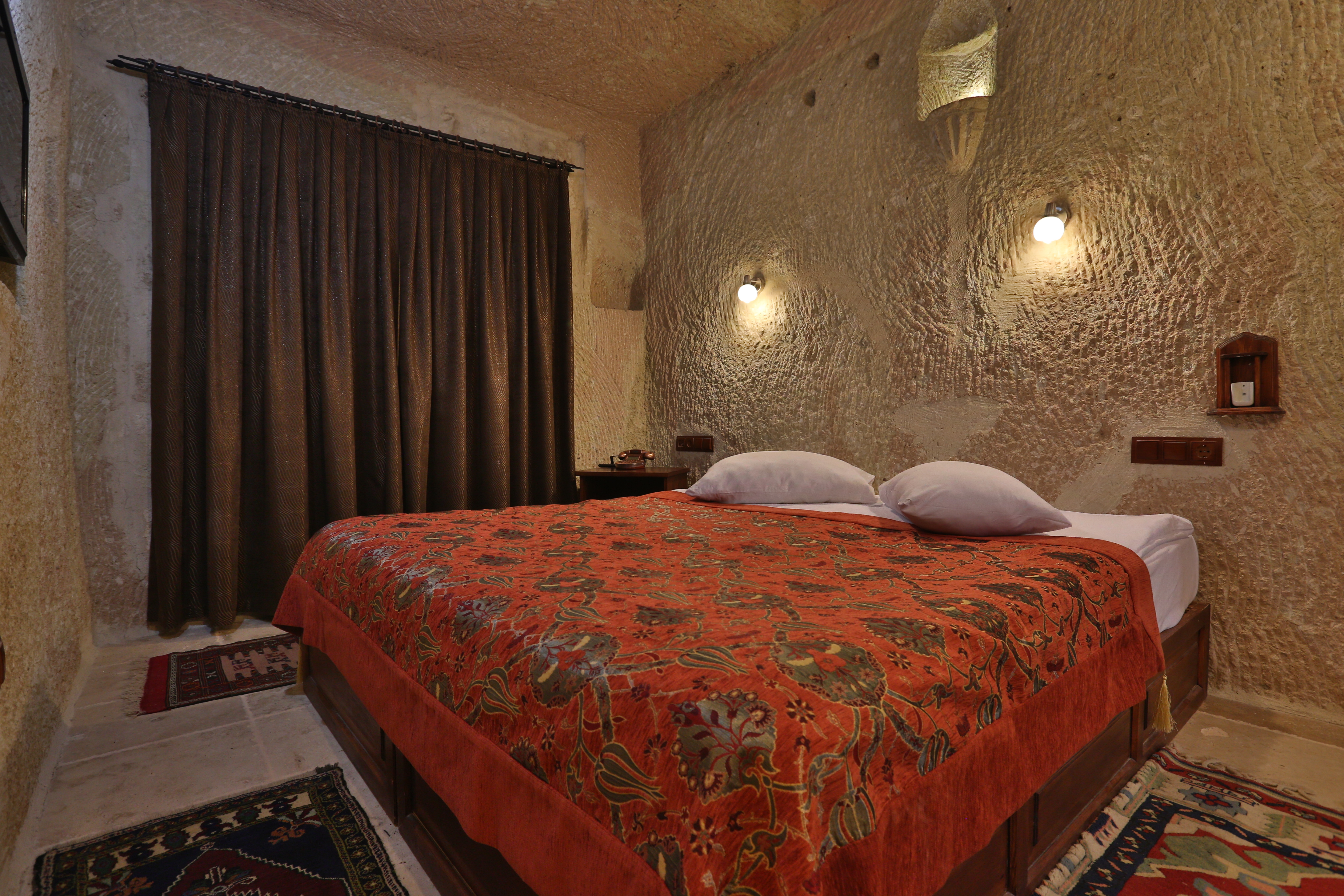 MDC Cave Hotel