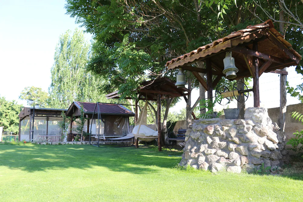 Melis Cave Hotel