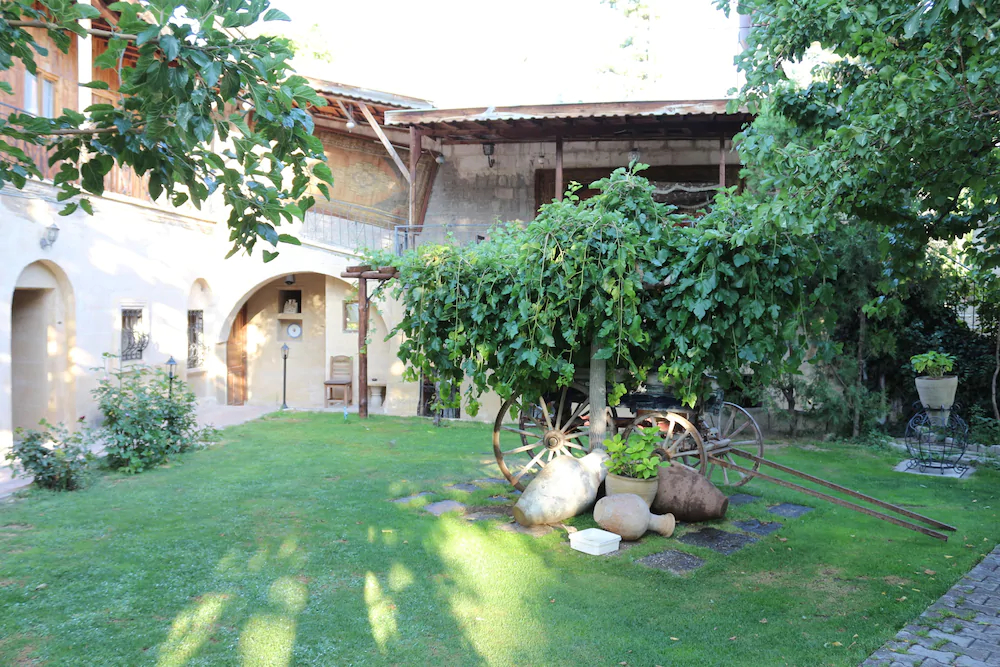 Melis Cave Hotel