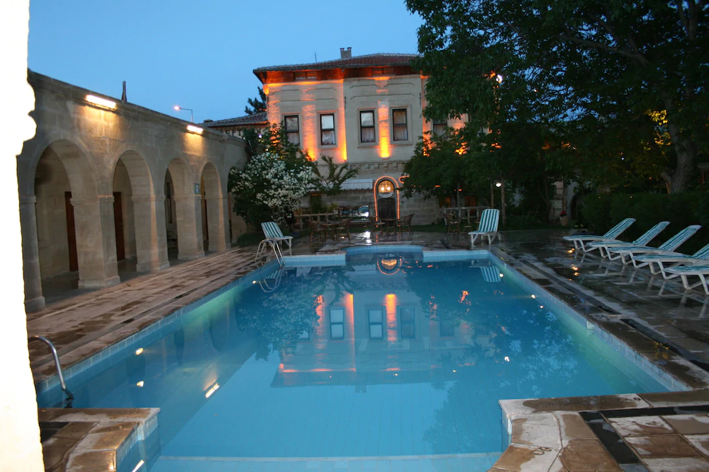 Melis Cave Hotel
