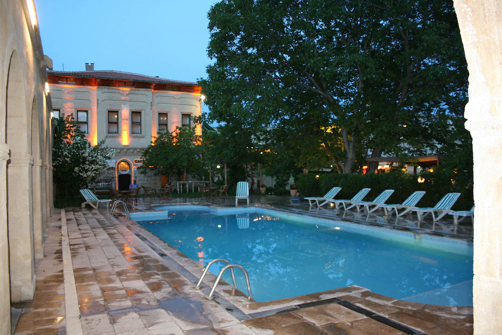 Melis Cave Hotel