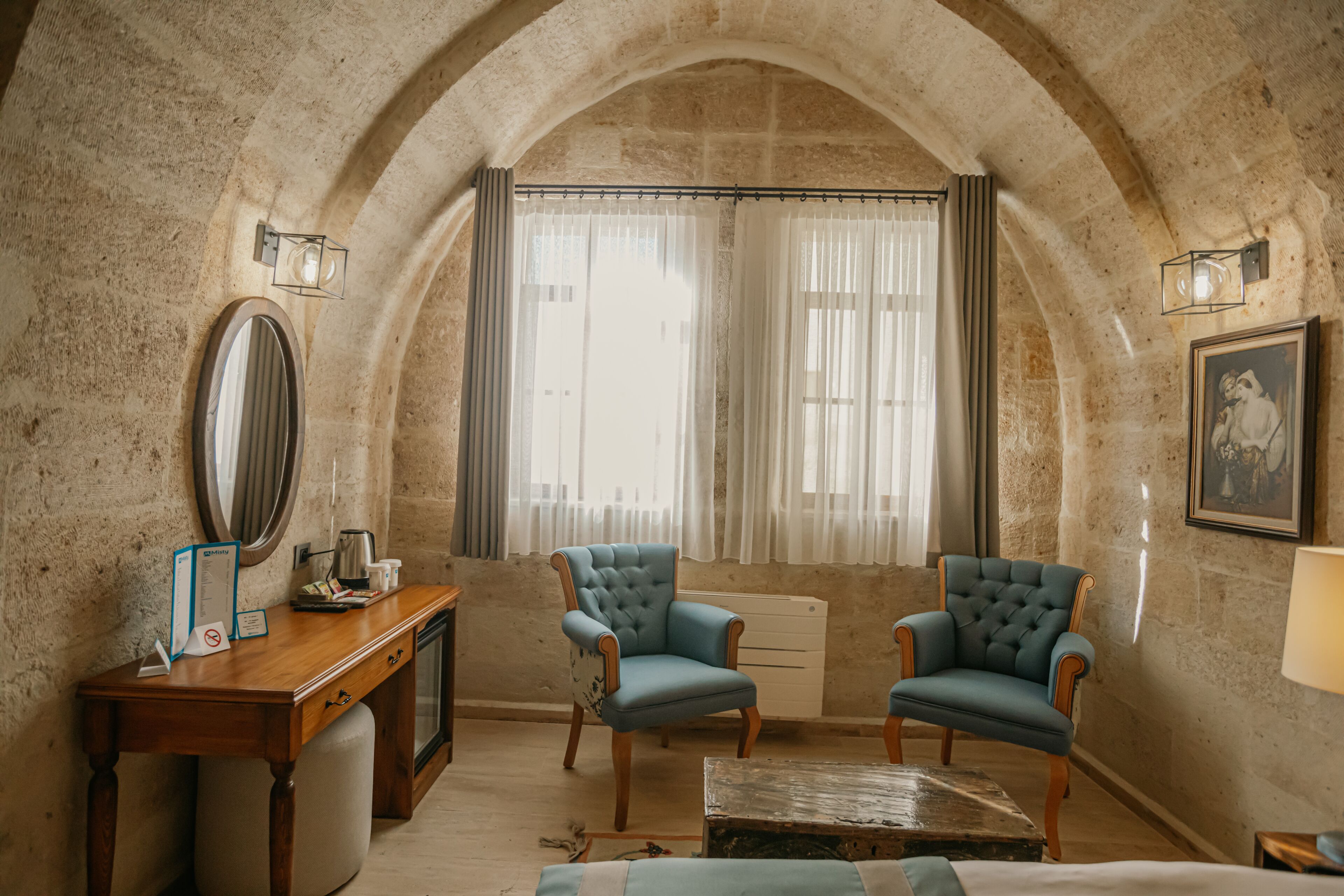 Misty Cave Hotel