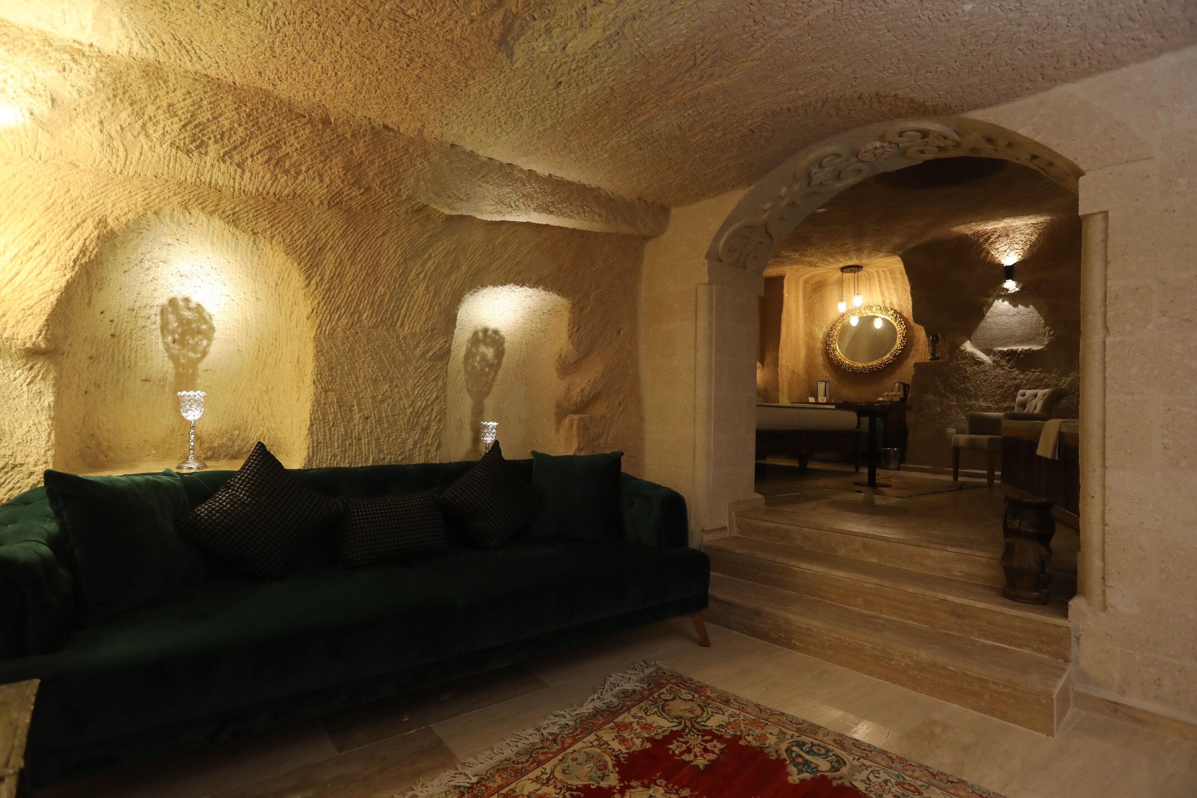 Misty Cave Hotel