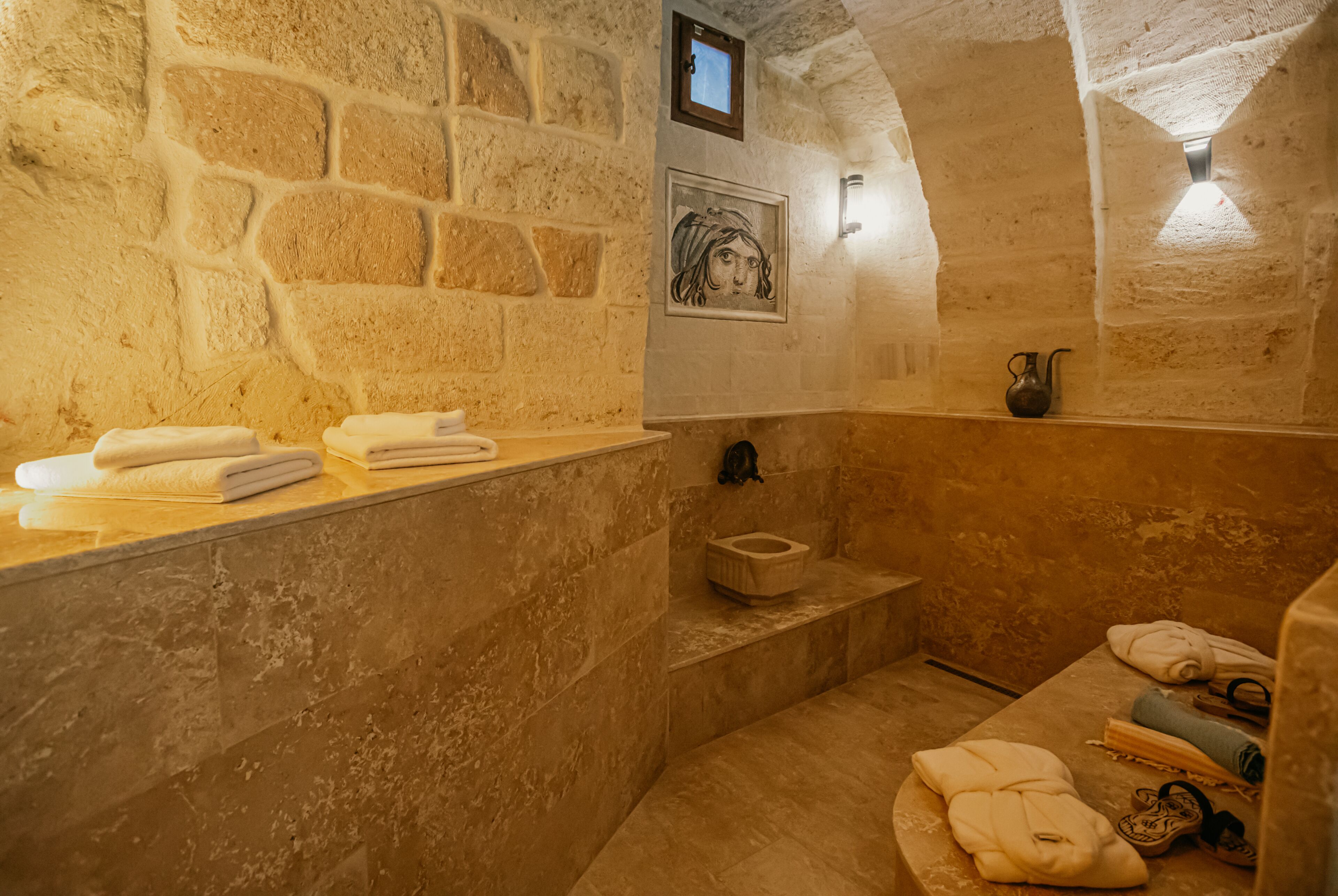 Misty Cave Hotel