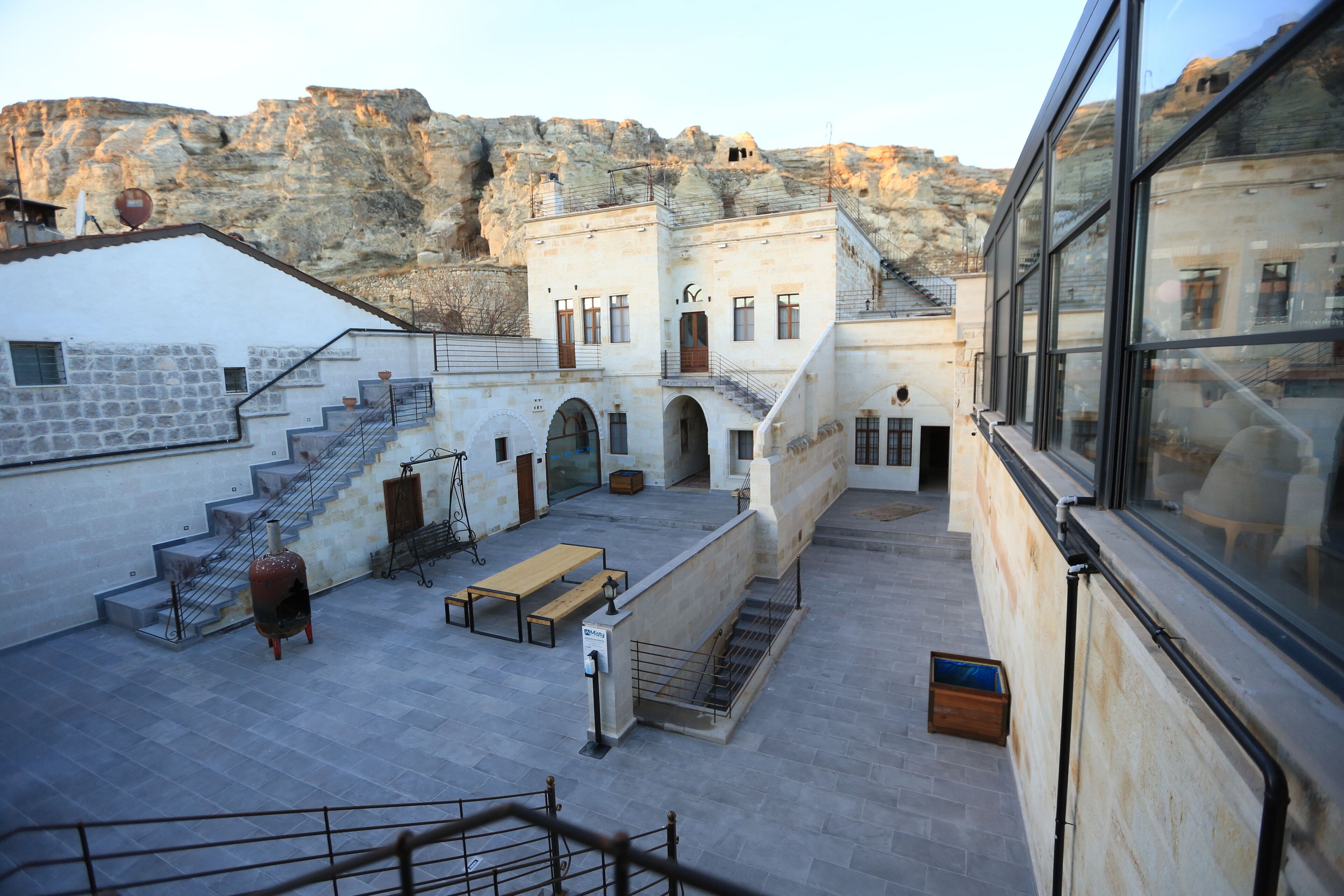 Misty Cave Hotel
