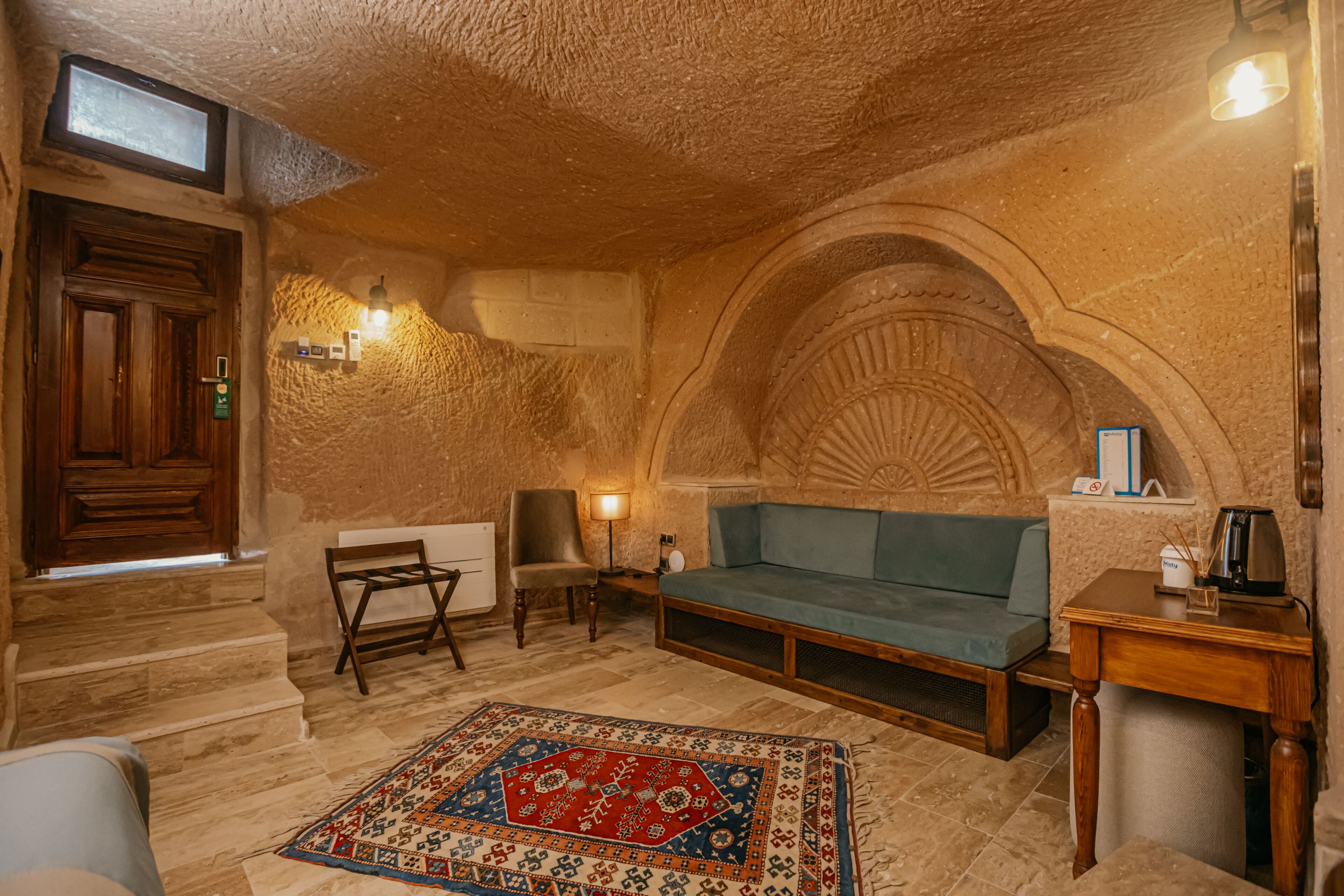 Misty Cave Hotel