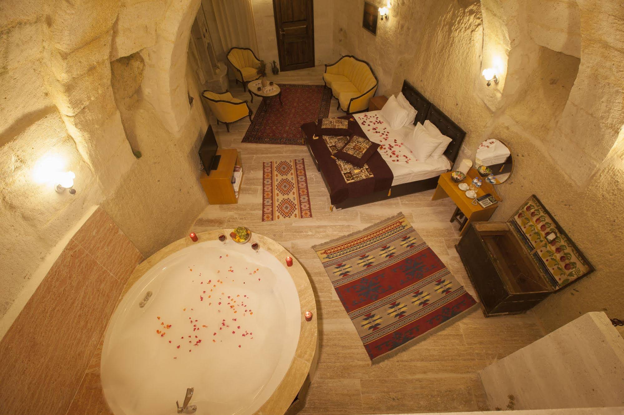Ortahisar Cave Hotel