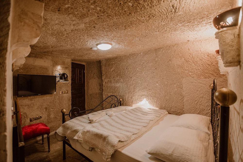 Royal Cave Hotel