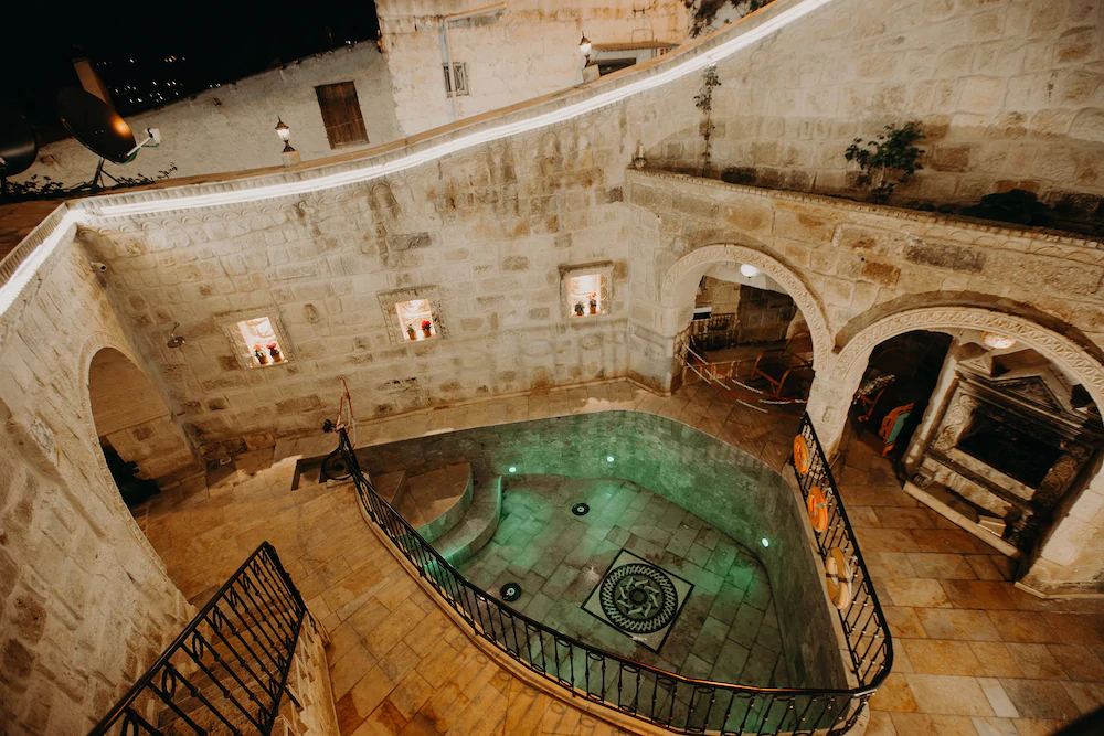 Royal Cave Hotel