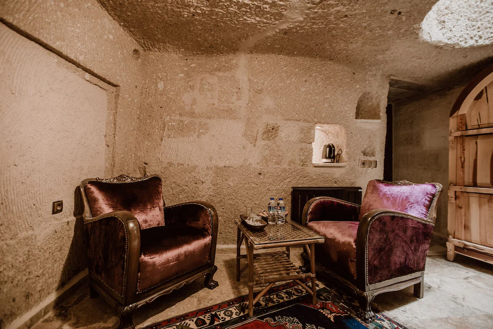 Royal Cave Hotel