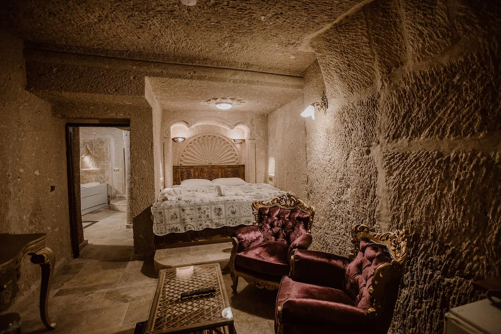 Royal Cave Hotel