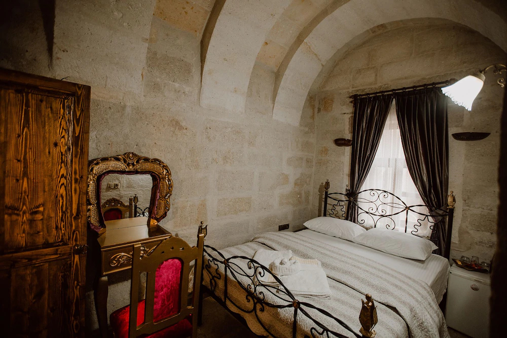 Royal Cave Hotel