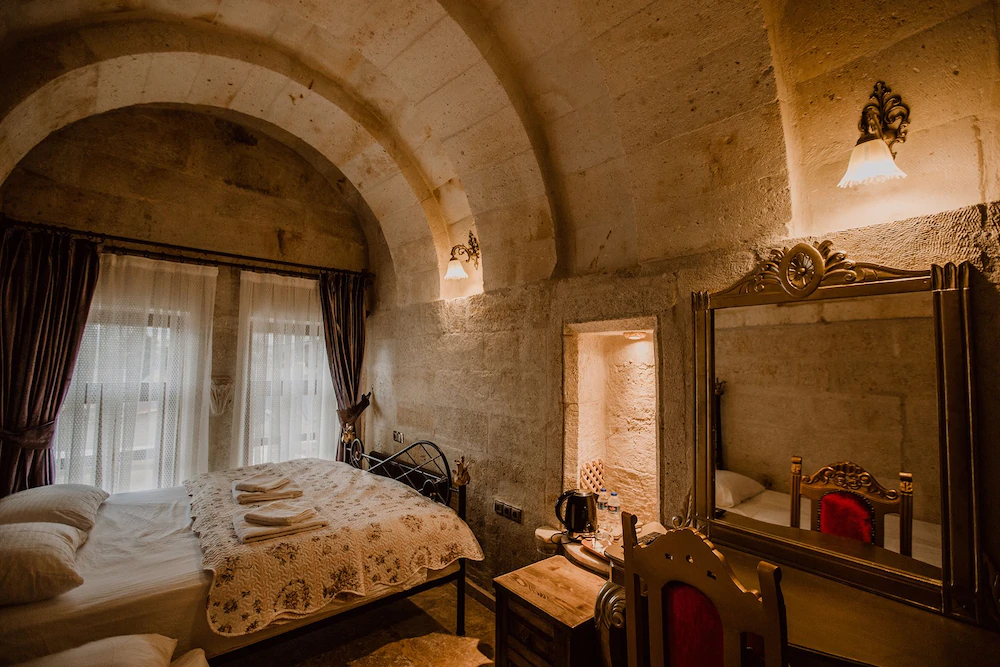 Royal Cave Hotel