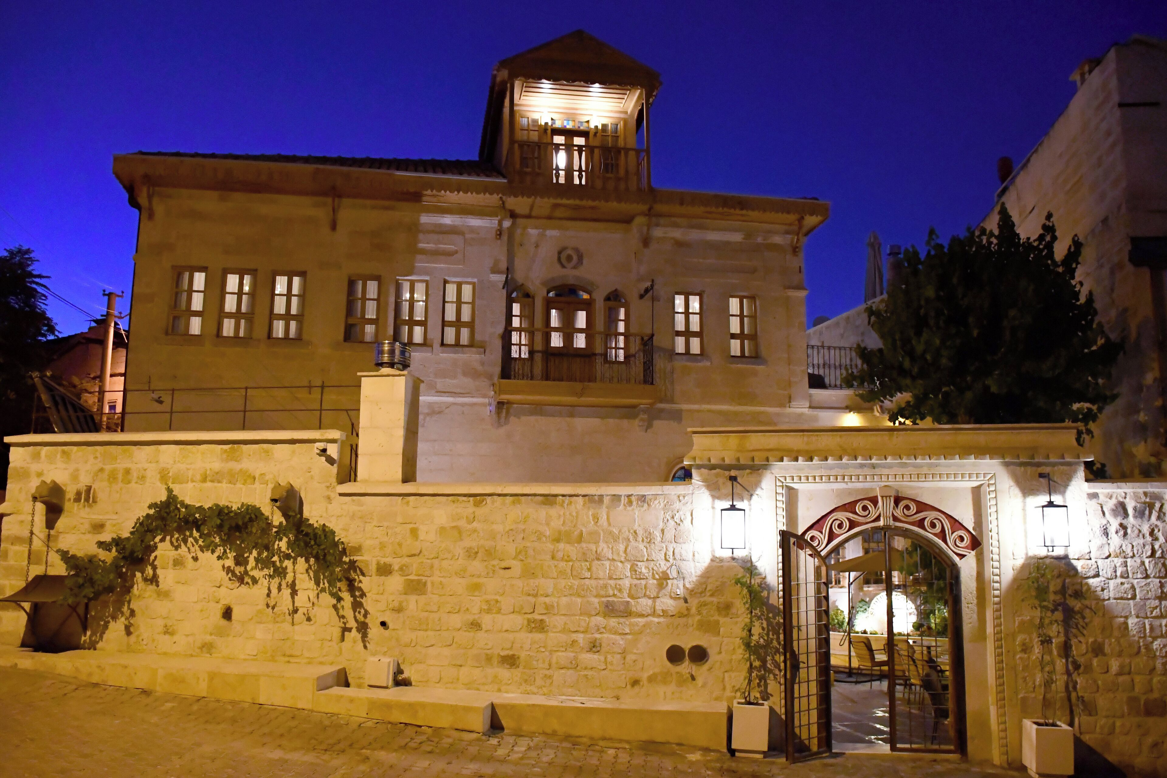 Sedirli Konak