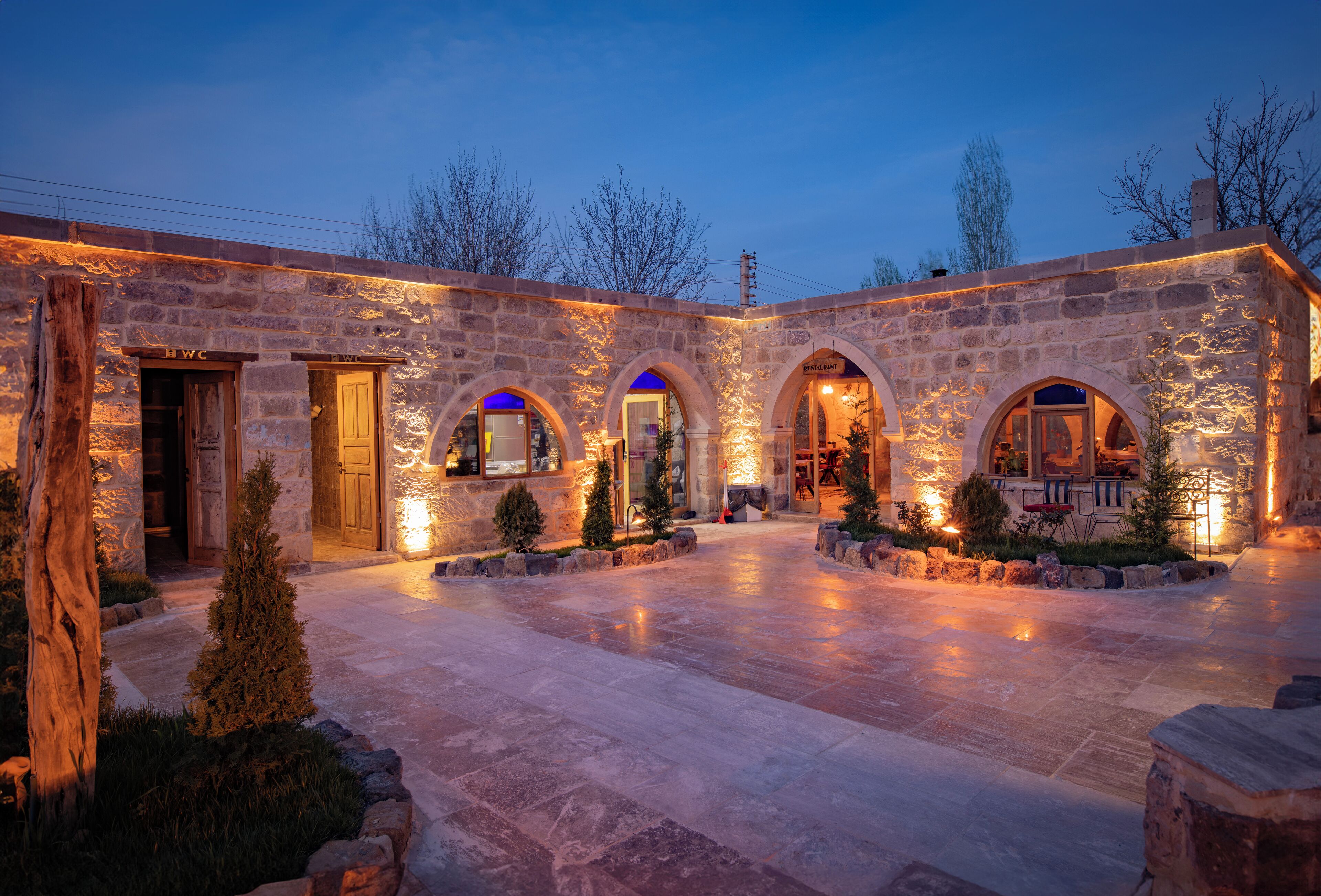 Sur Cave Hotel