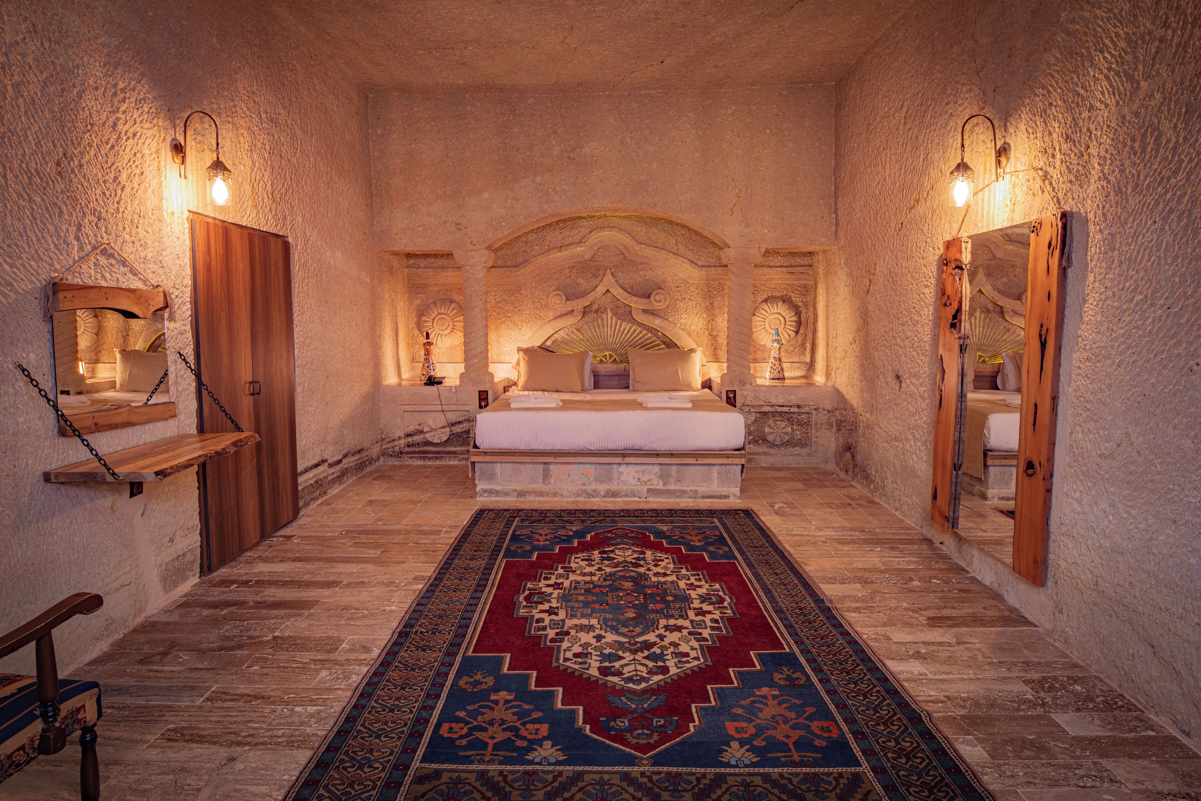 Sur Cave Hotel