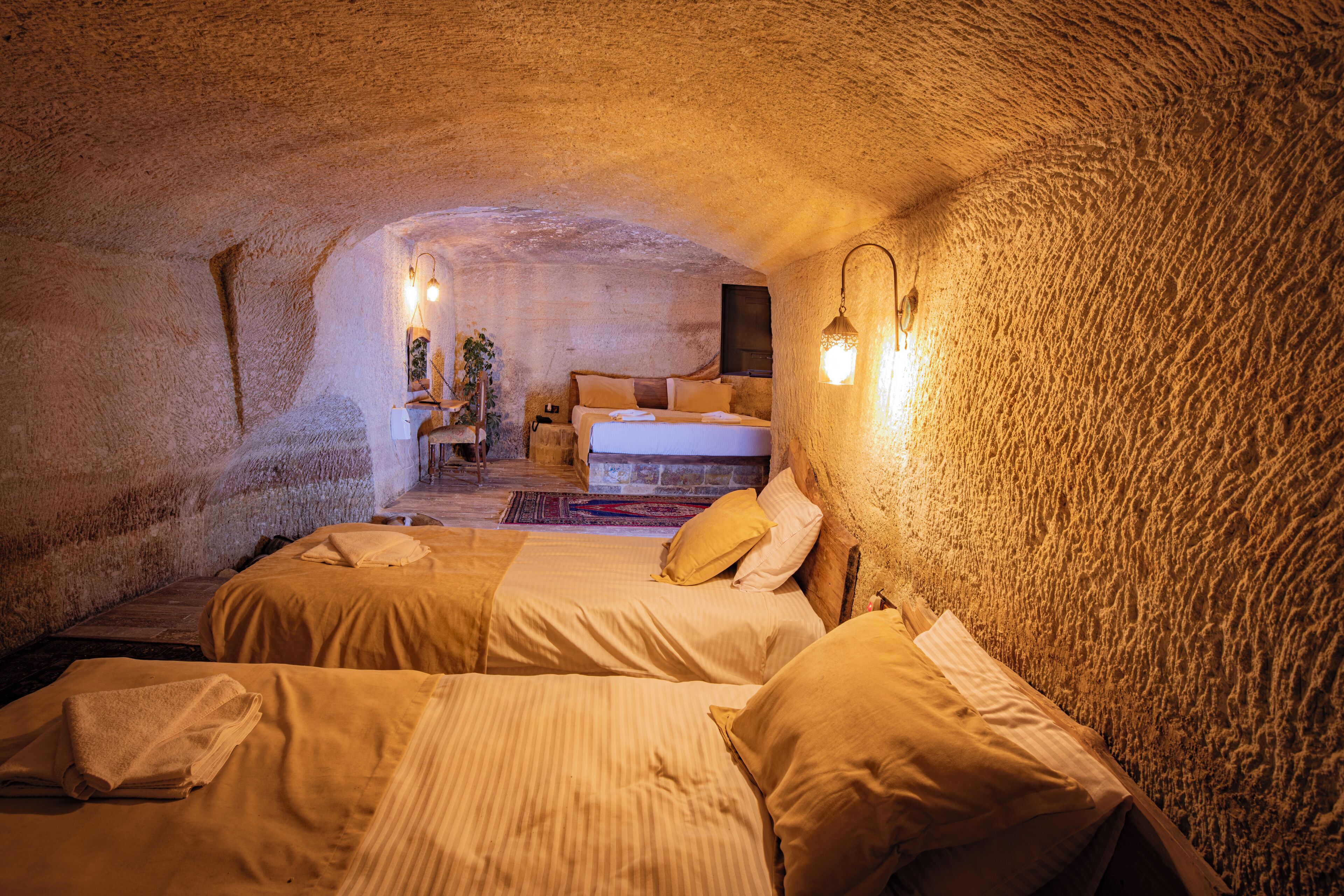 Sur Cave Hotel