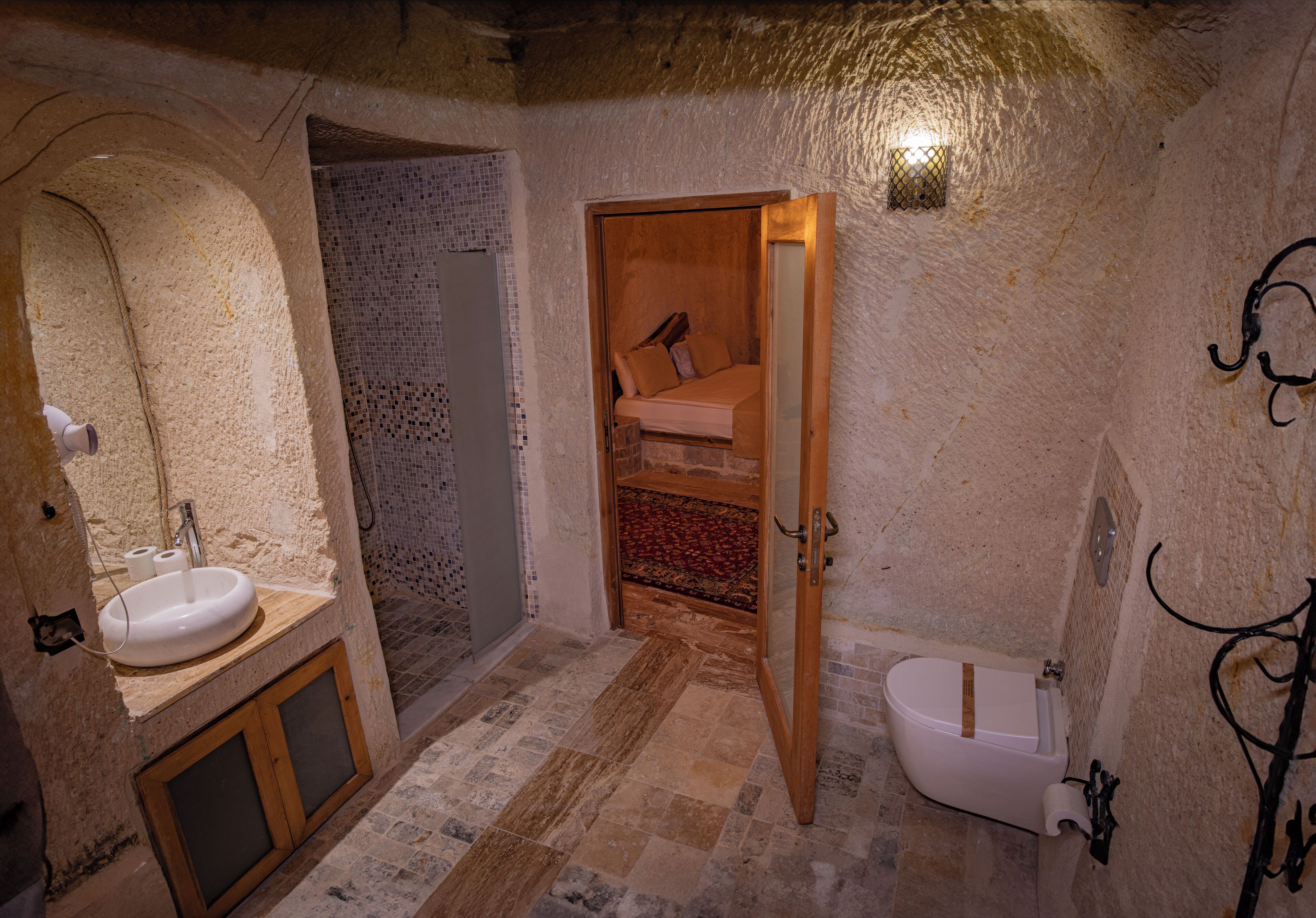 Sur Cave Hotel