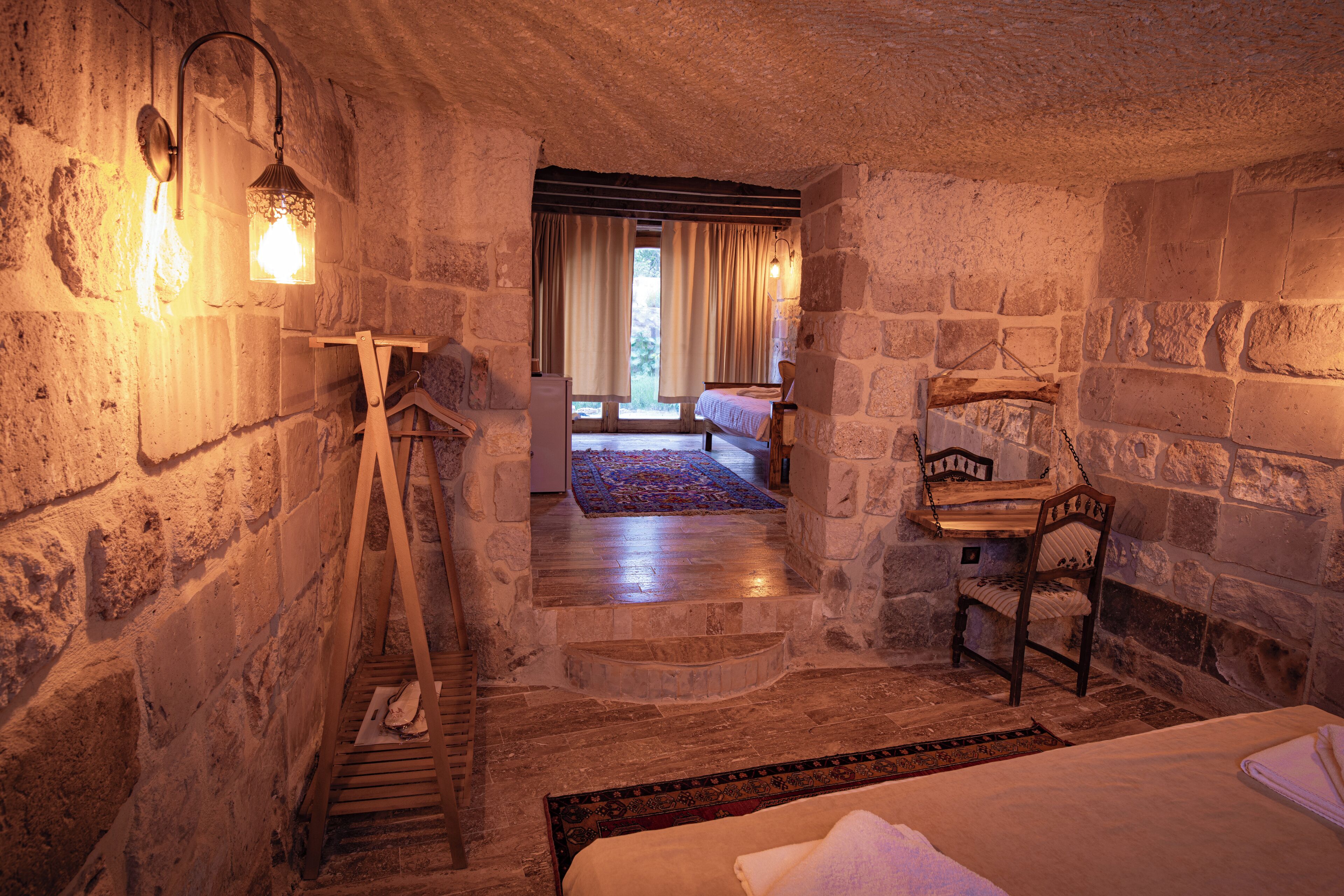 Sur Cave Hotel