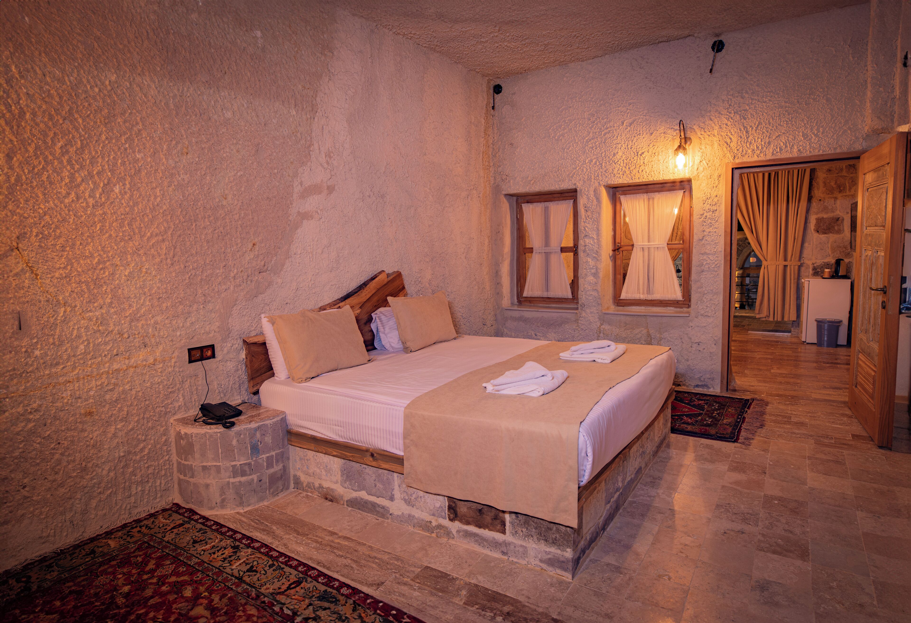 Sur Cave Hotel