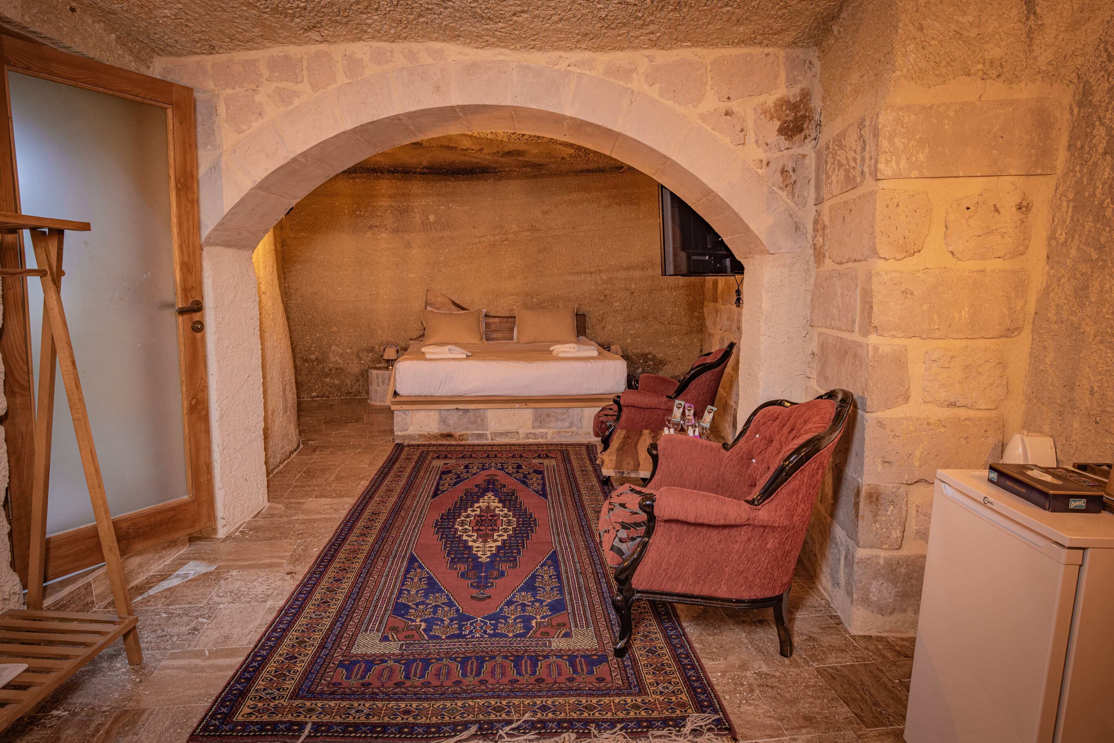 Sur Cave Hotel