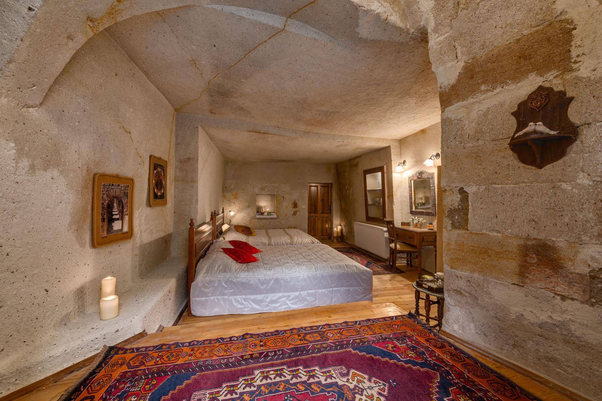 Temenni Evi
