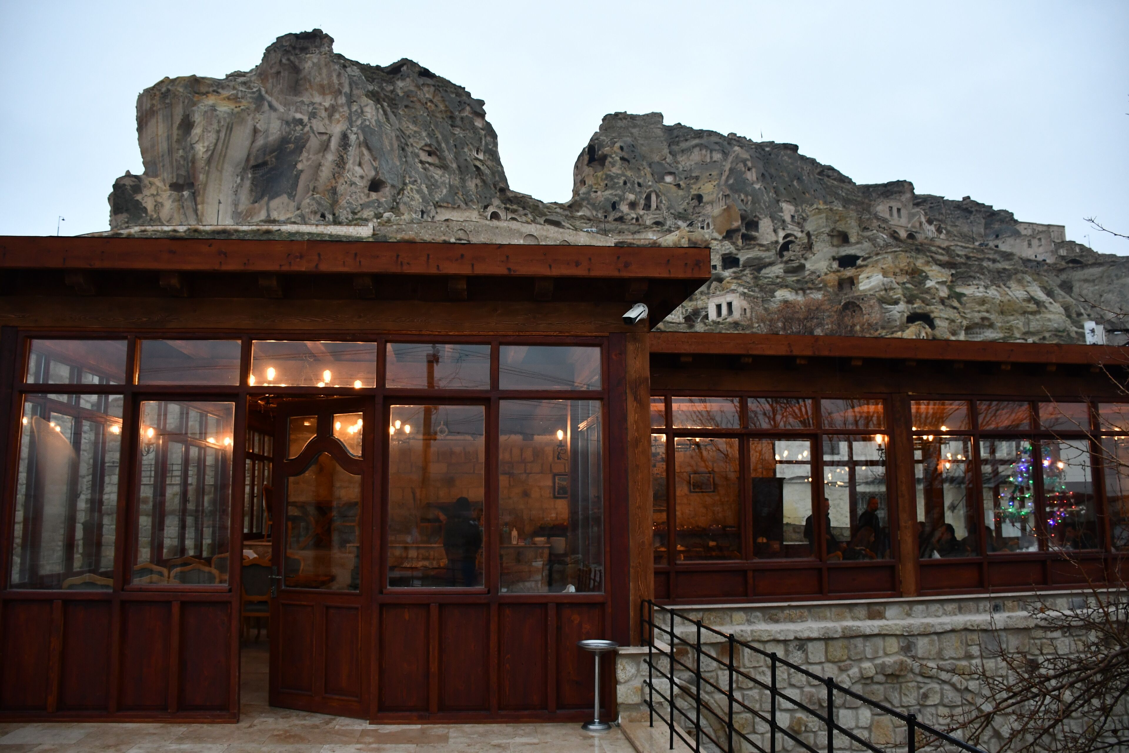 Under Cave Hotel
