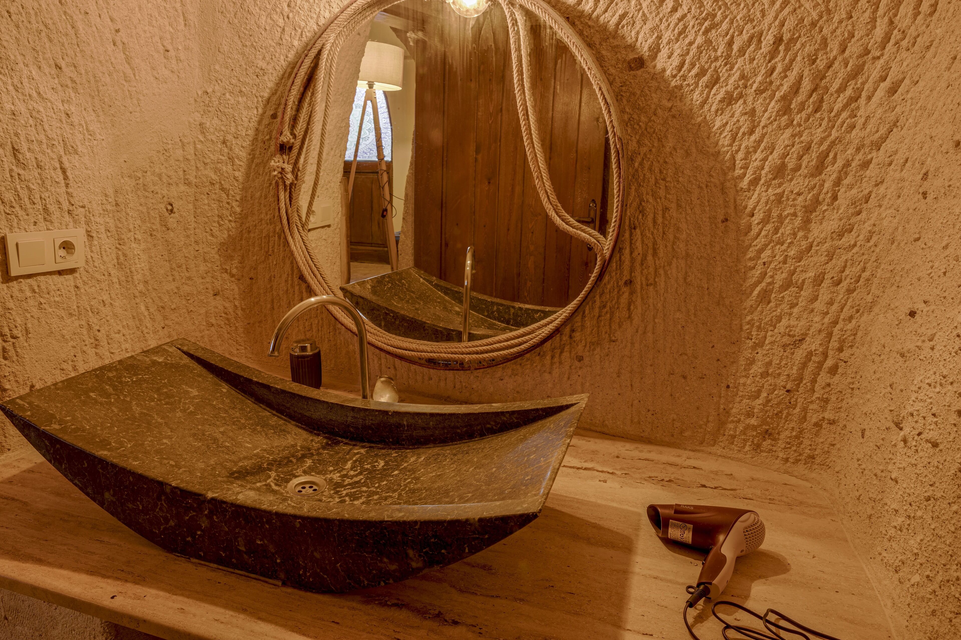 Carmin Cave Hotel