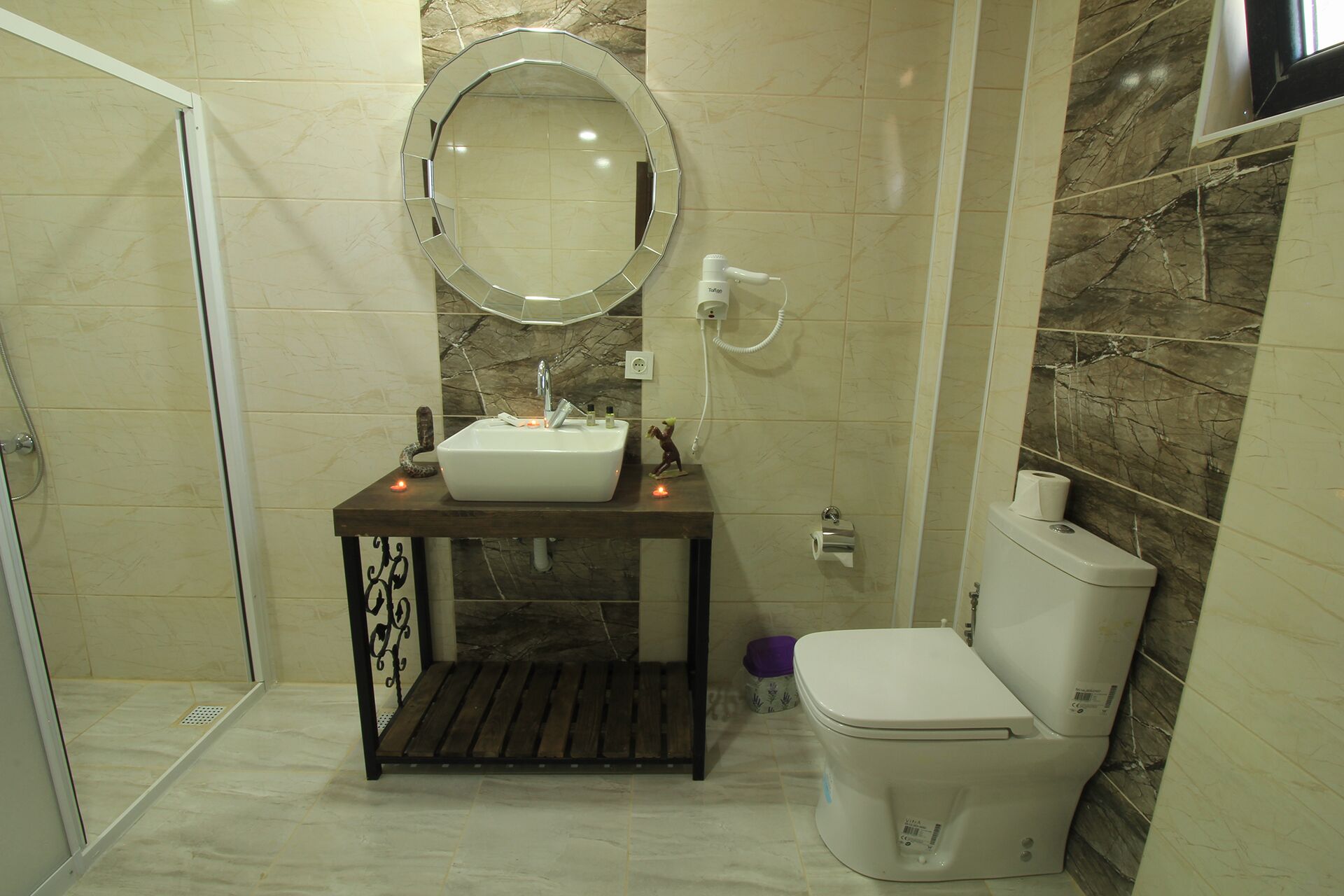 Daphne Luxury Rooms