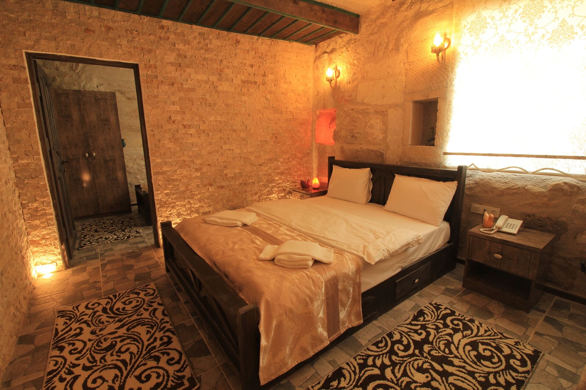 Daphne Luxury Rooms
