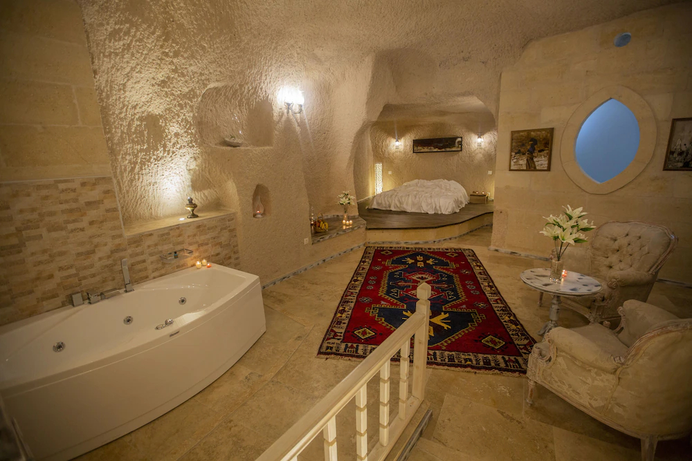 Karlik Cave Suites