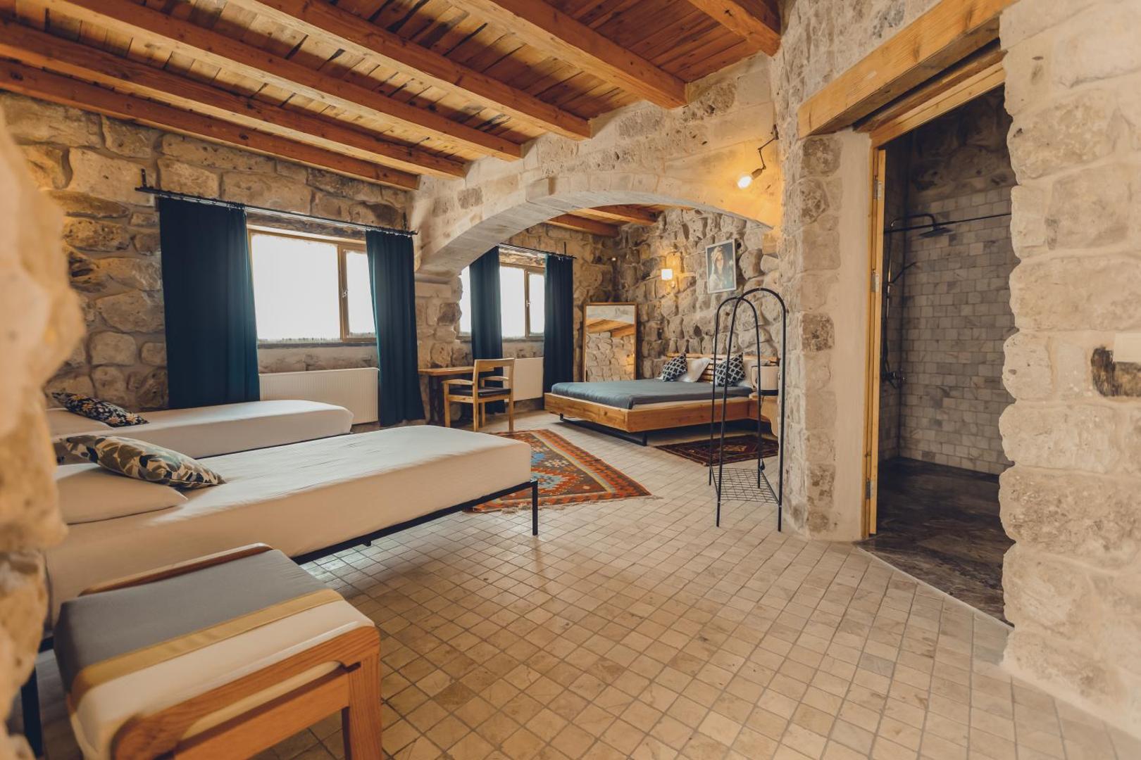 Pinhan Suites