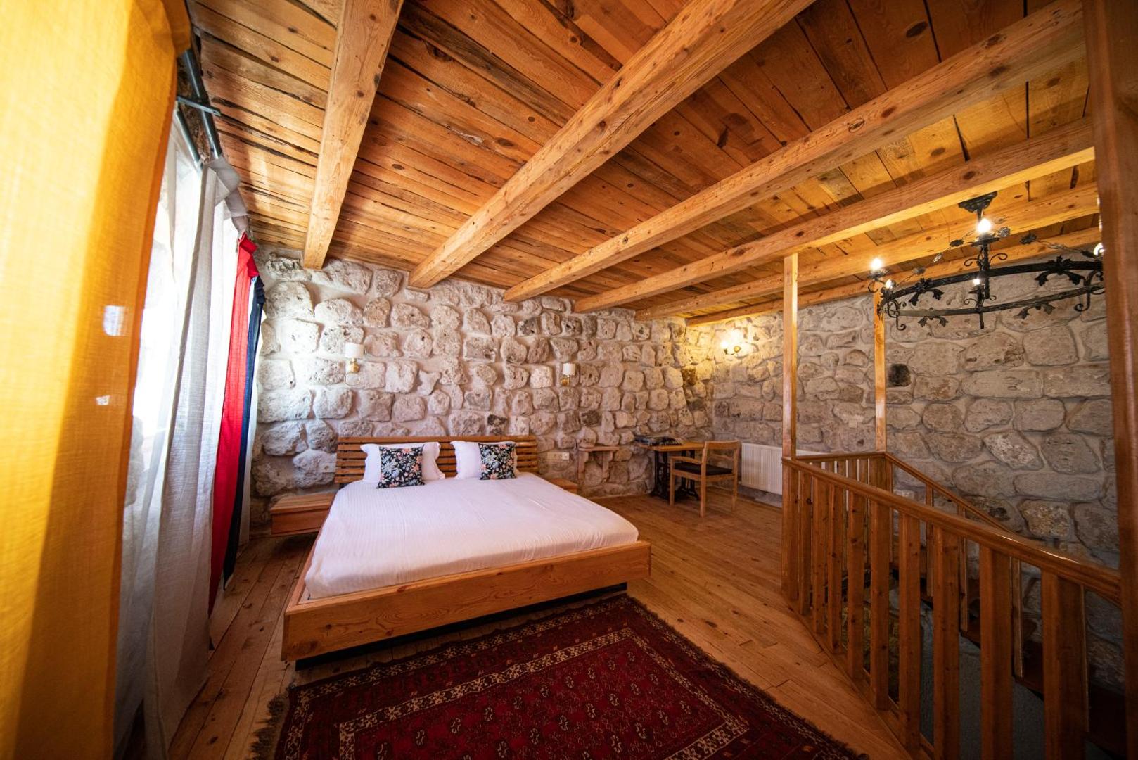 Pinhan Suites