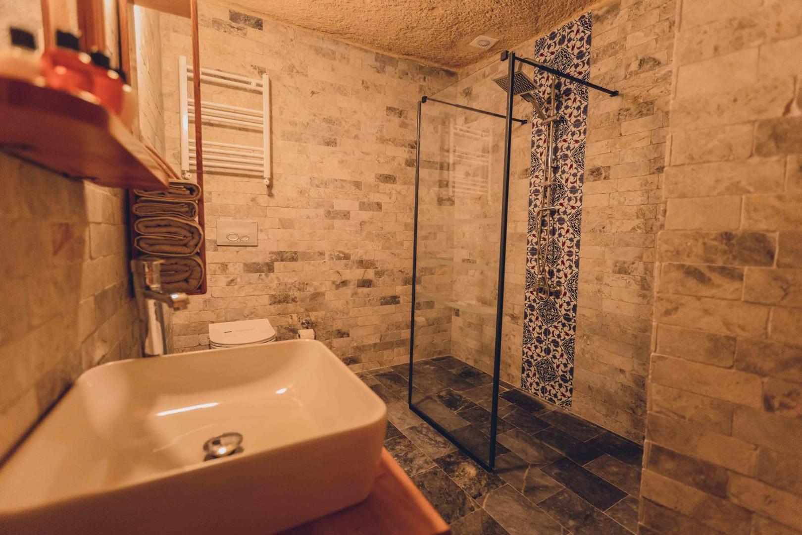 Pinhan Suites