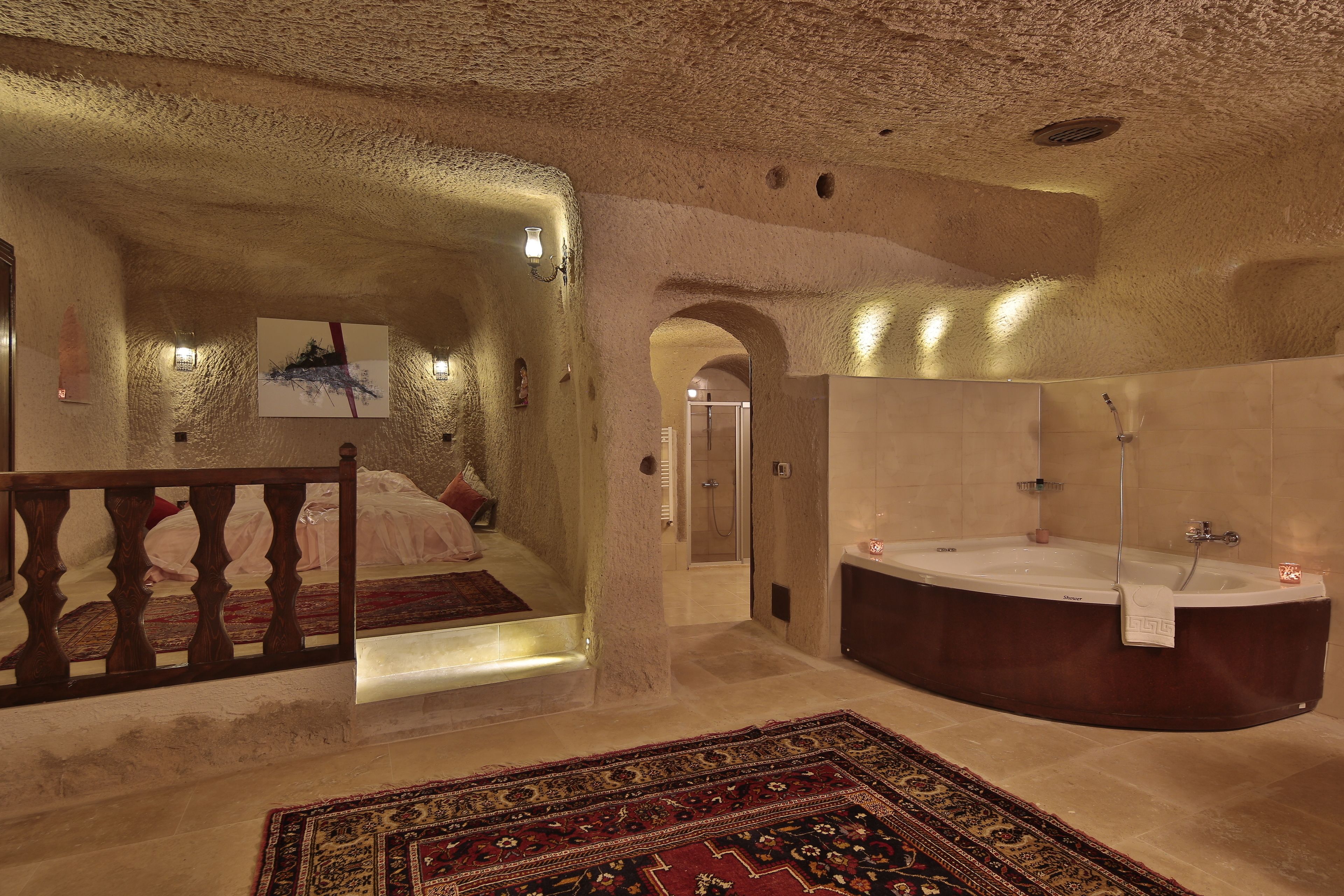 Aurora Cave Hotel
