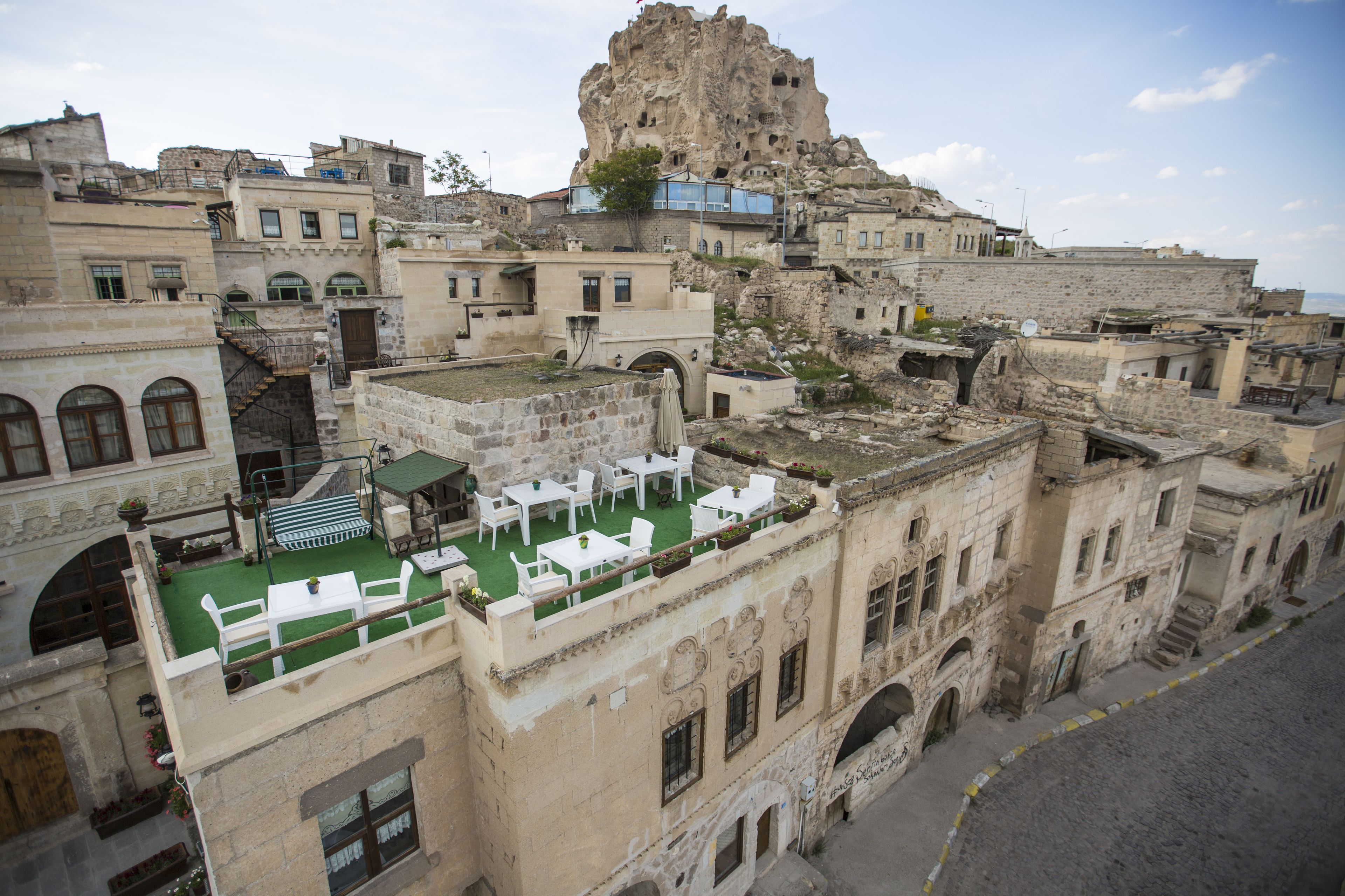 Aurora Cave Hotel