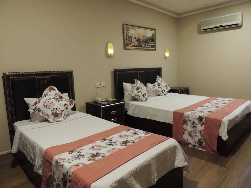 Adana Saray