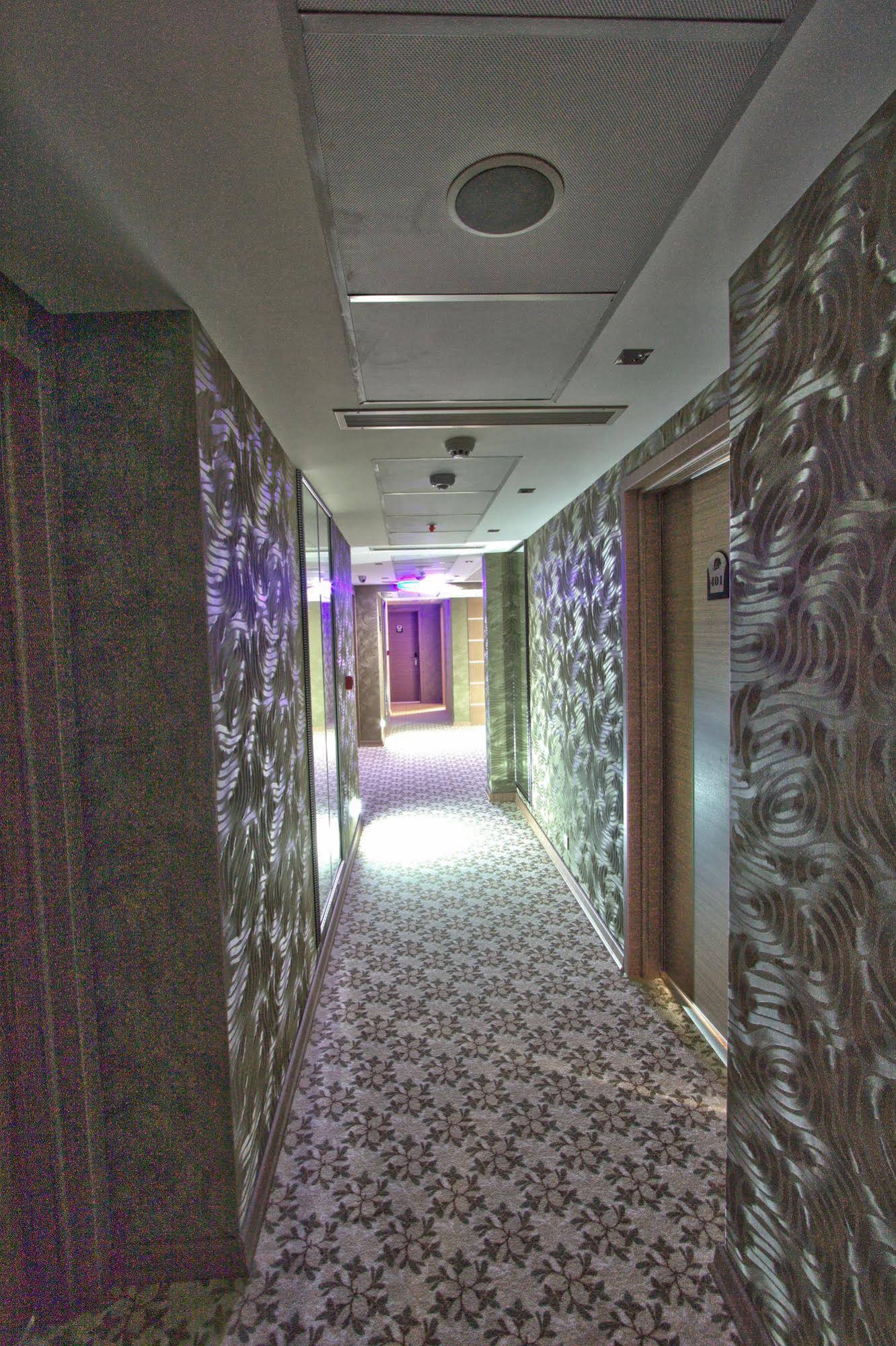 Edis Premier Adana