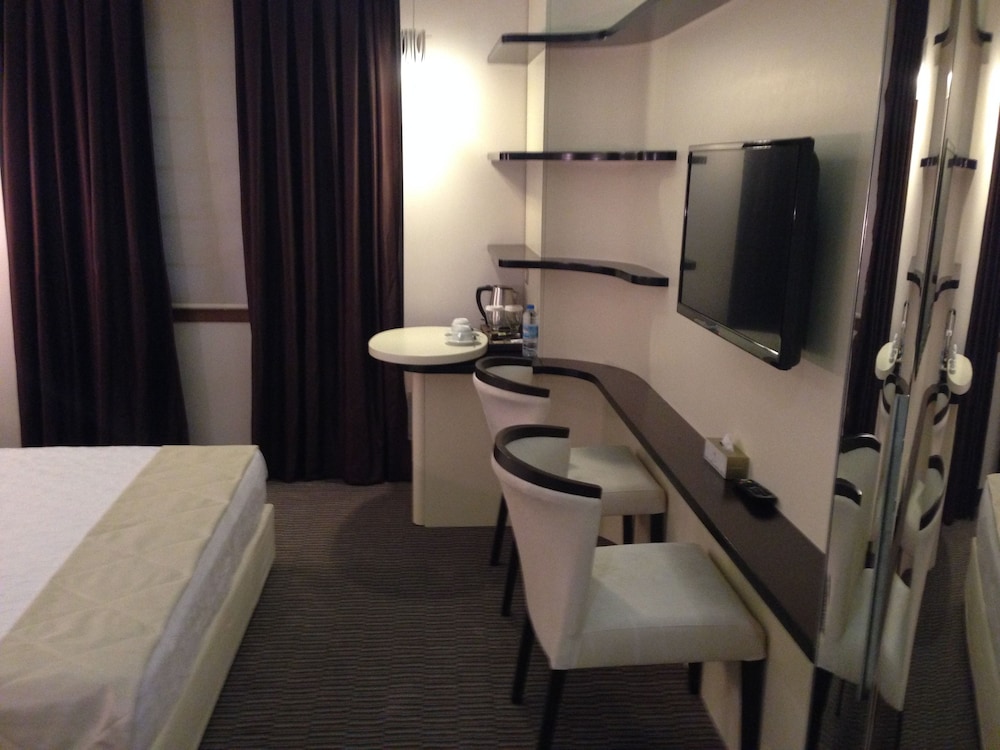 Centrum Business Hotel