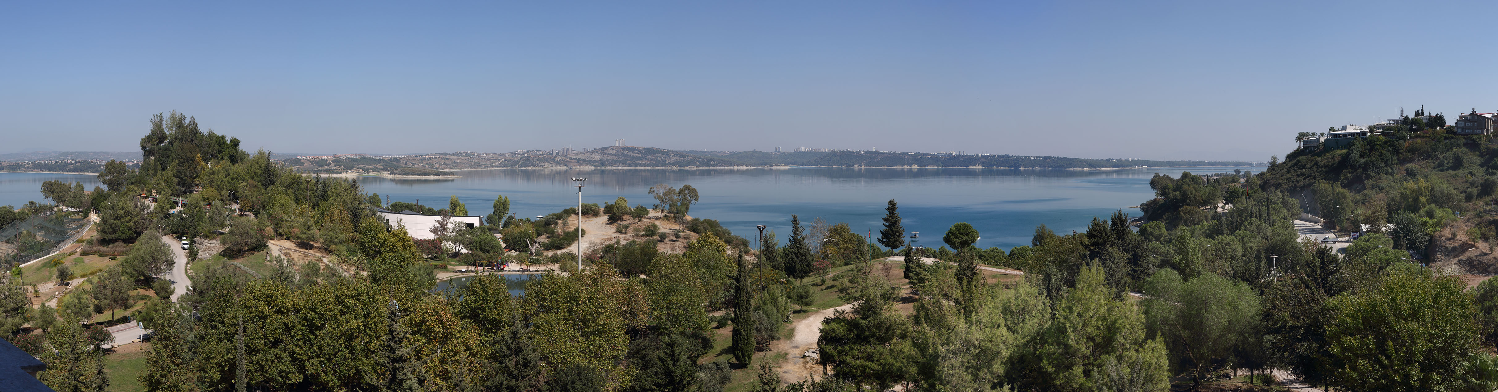 Golden Lake Hotel