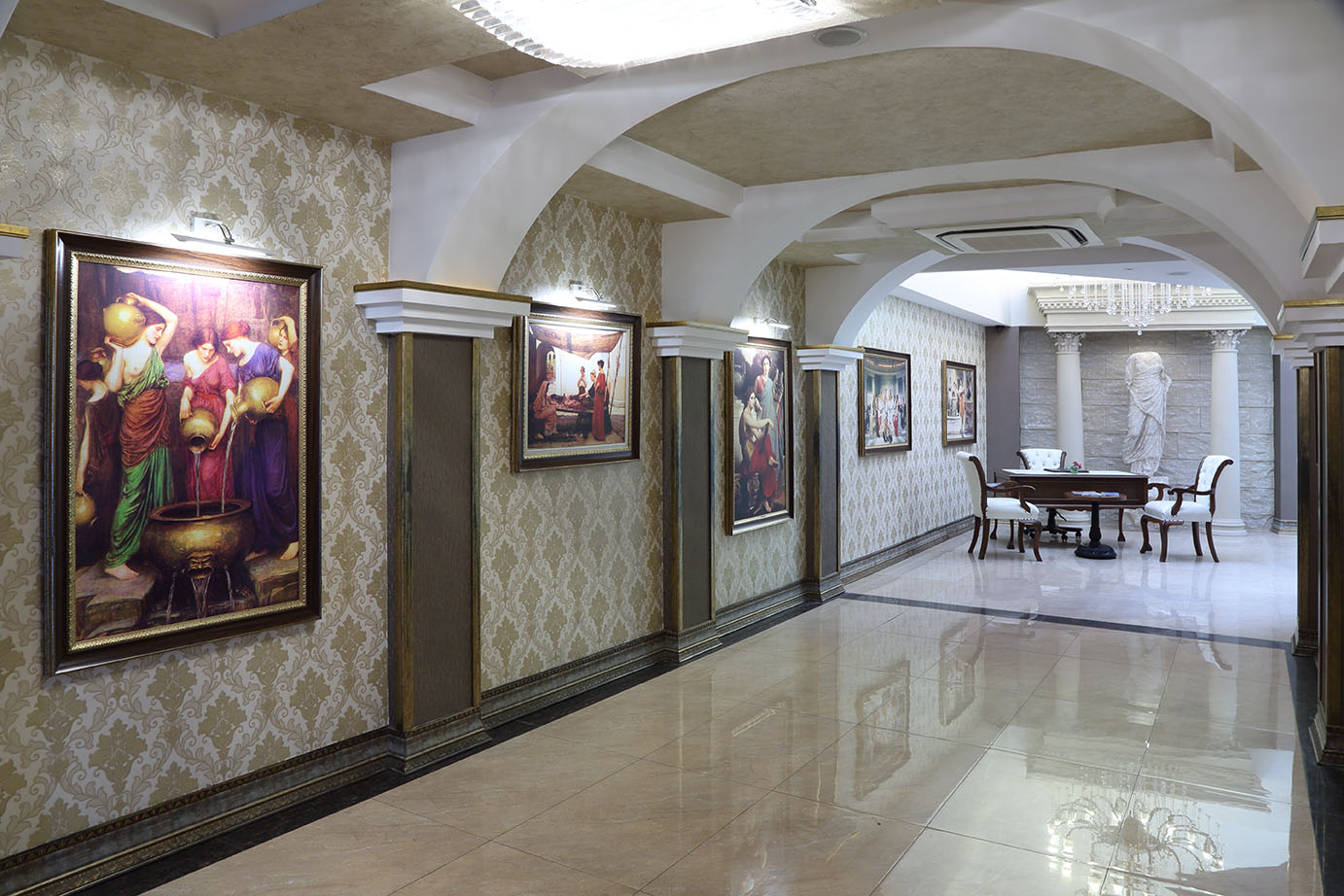 Golden Lake Hotel
