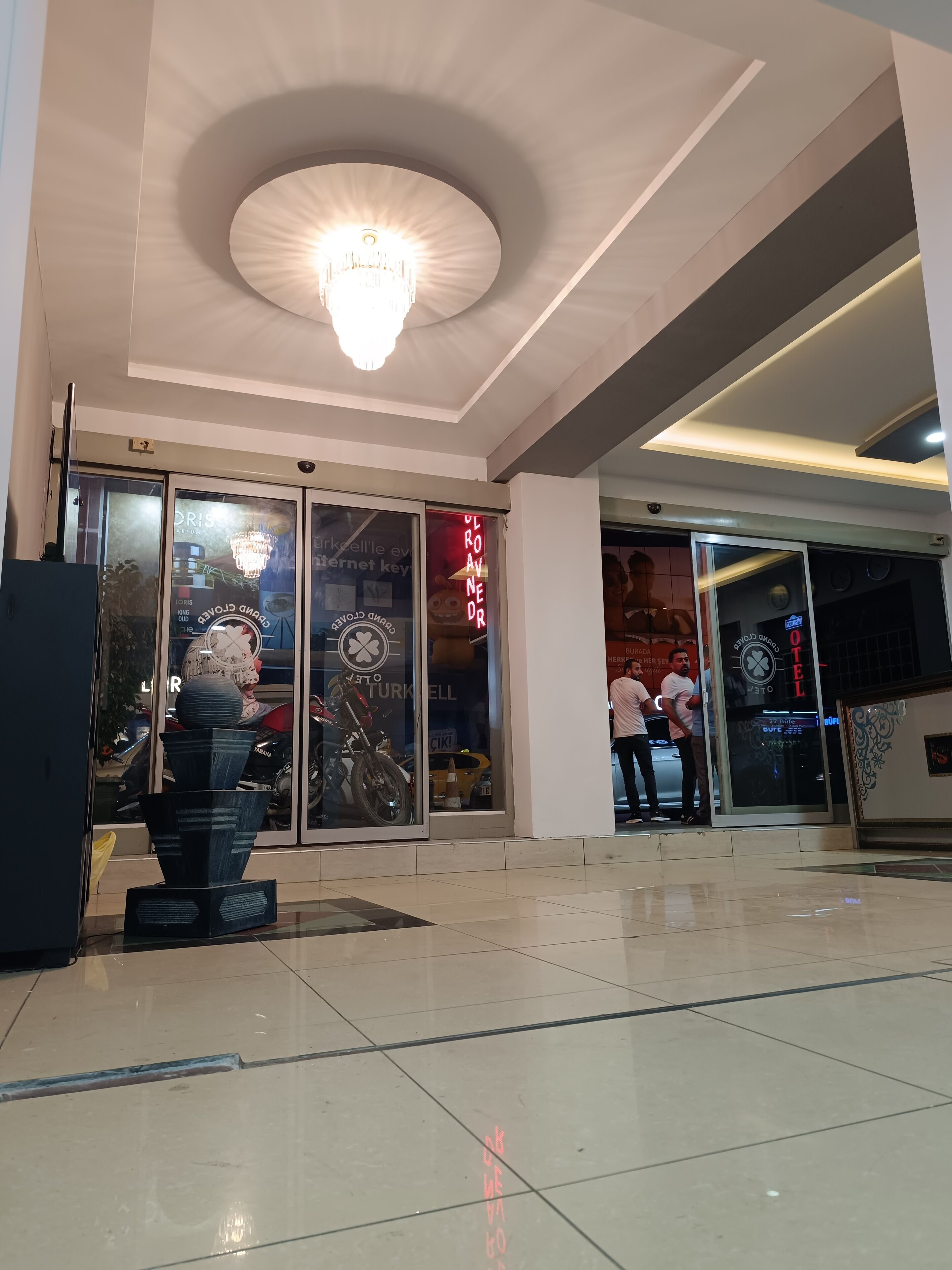 Grand Clover Otel