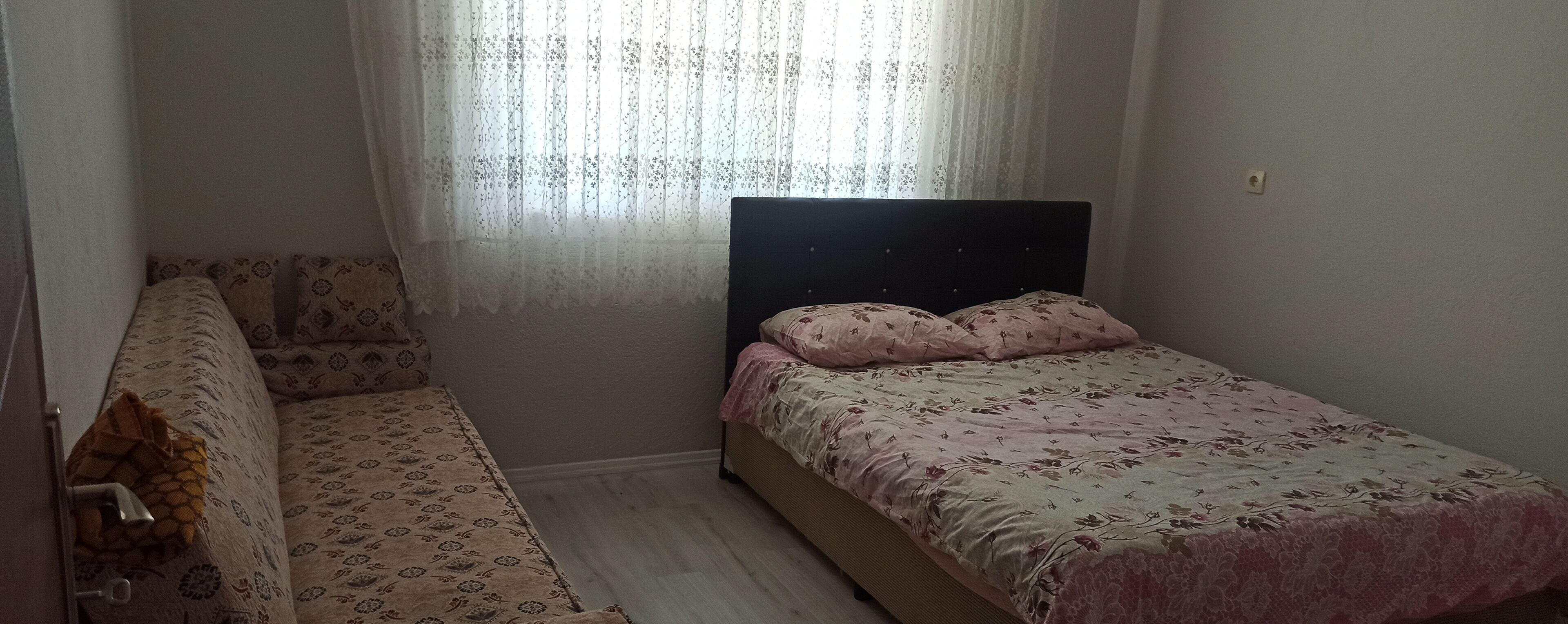 Salda Gölü Kumsalda Apart Pansiyon