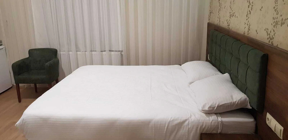 Alp Otel